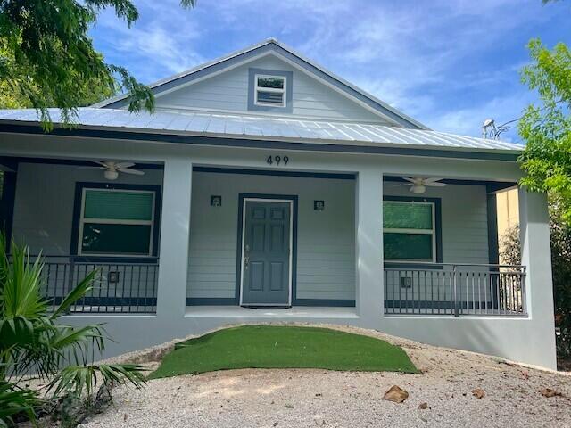 499 Beach Road