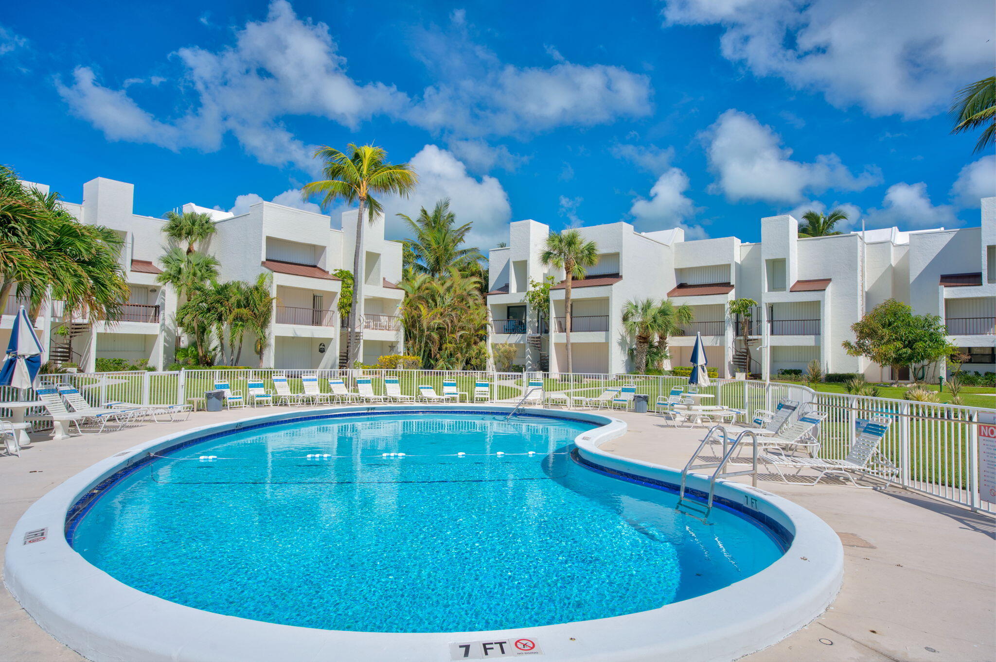 601 W Ocean Drive 112D