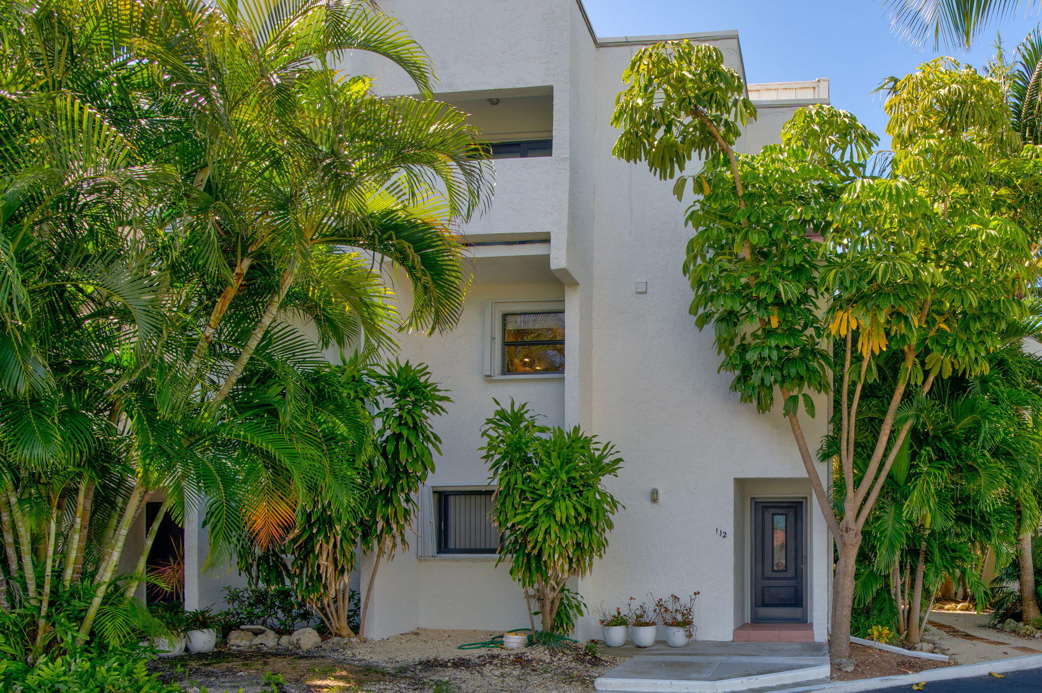 601 W Ocean Drive 112D