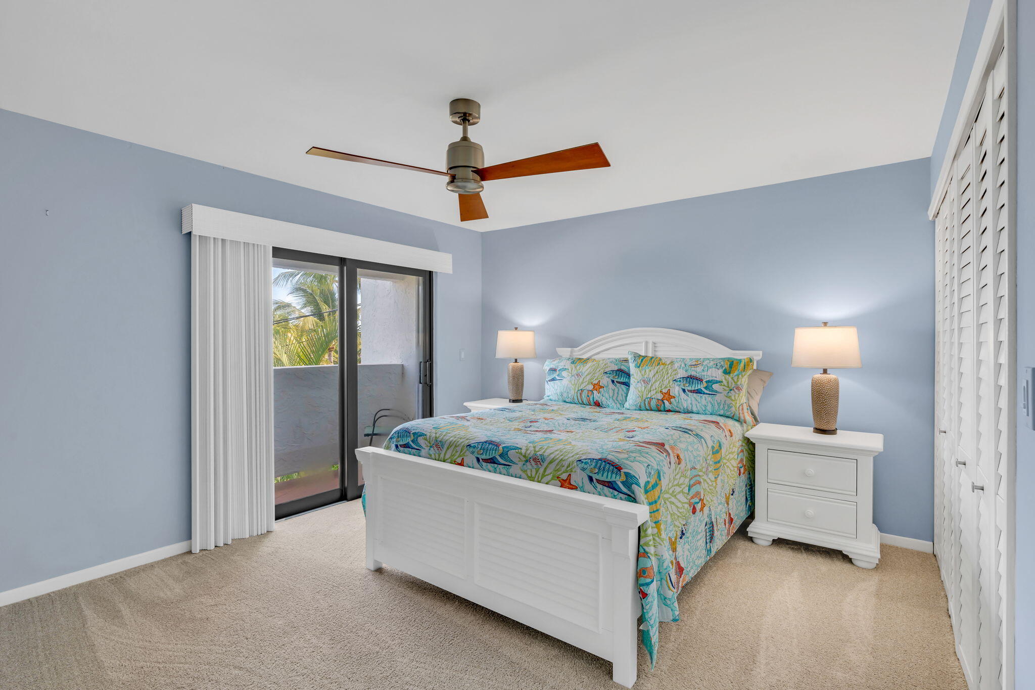 601 W Ocean Drive 112D