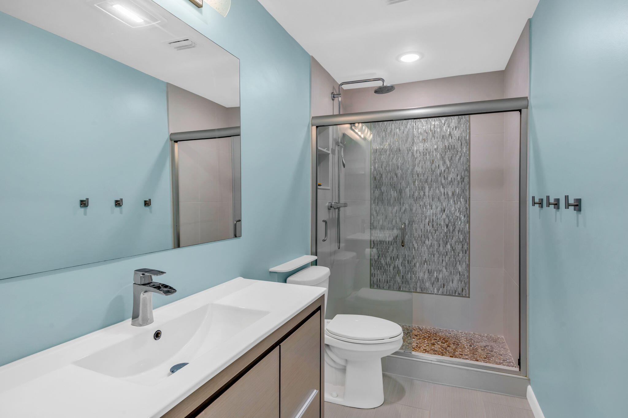 601 W Ocean Drive 112D