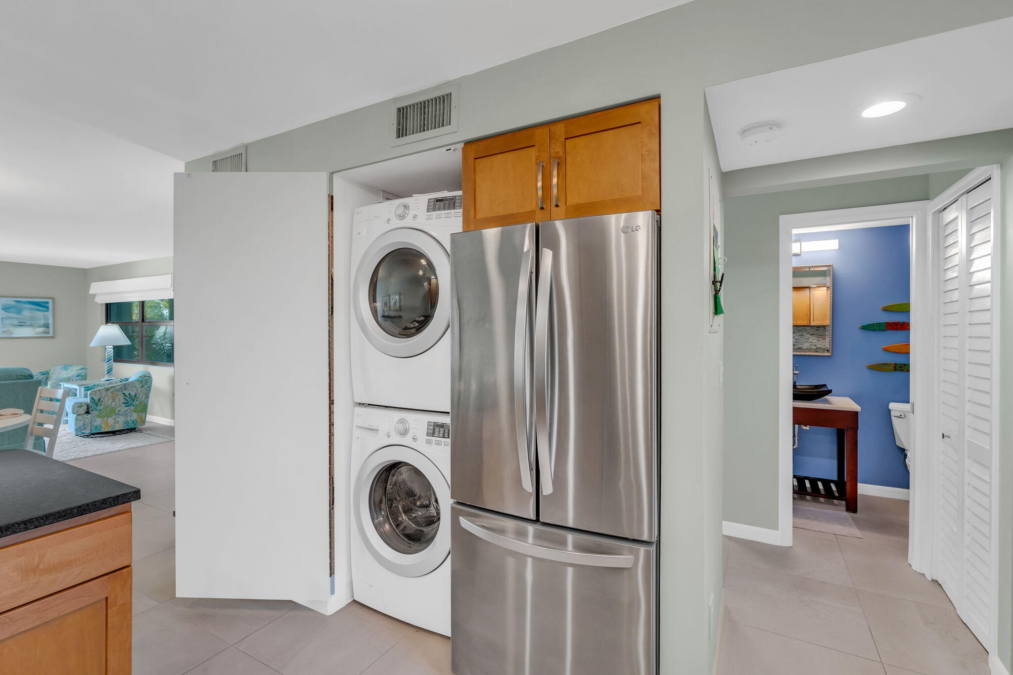 601 W Ocean Drive 112D