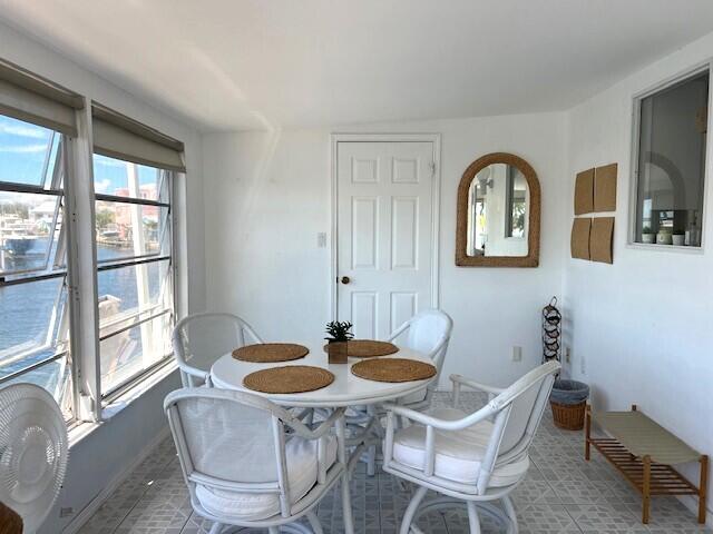 118 Coral Way