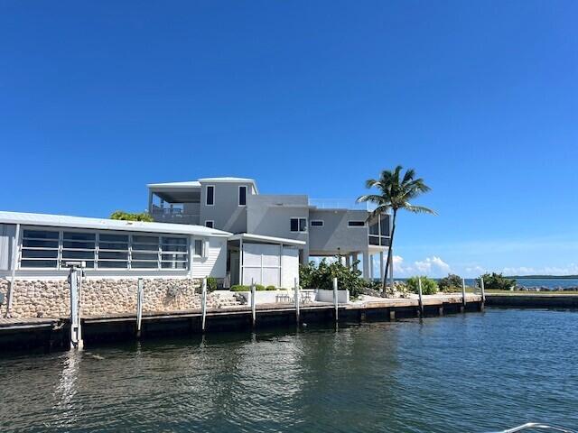 118 Coral Way