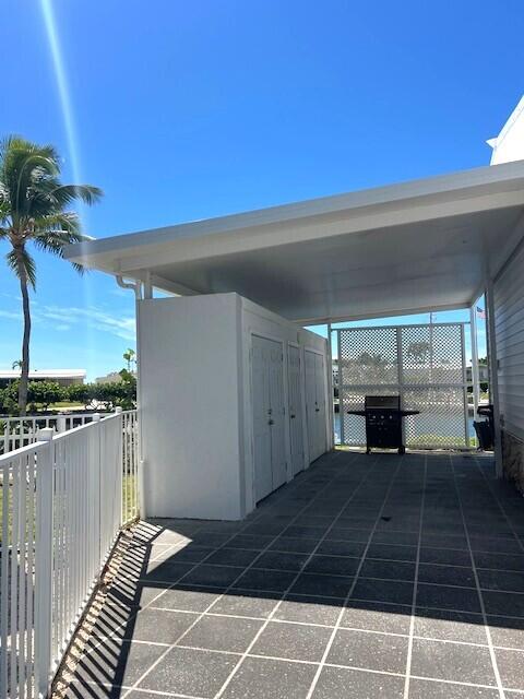 118 Coral Way