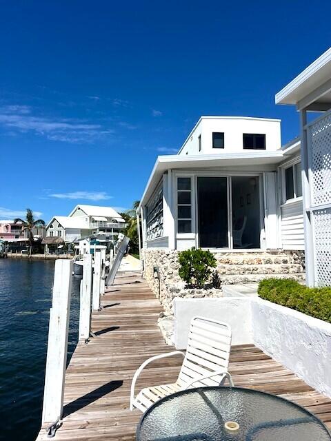 118 Coral Way