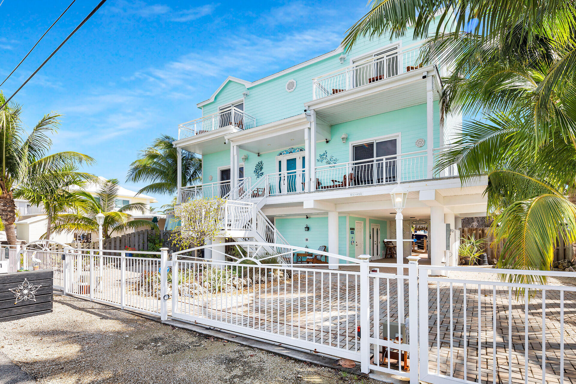 121 Grassy Road