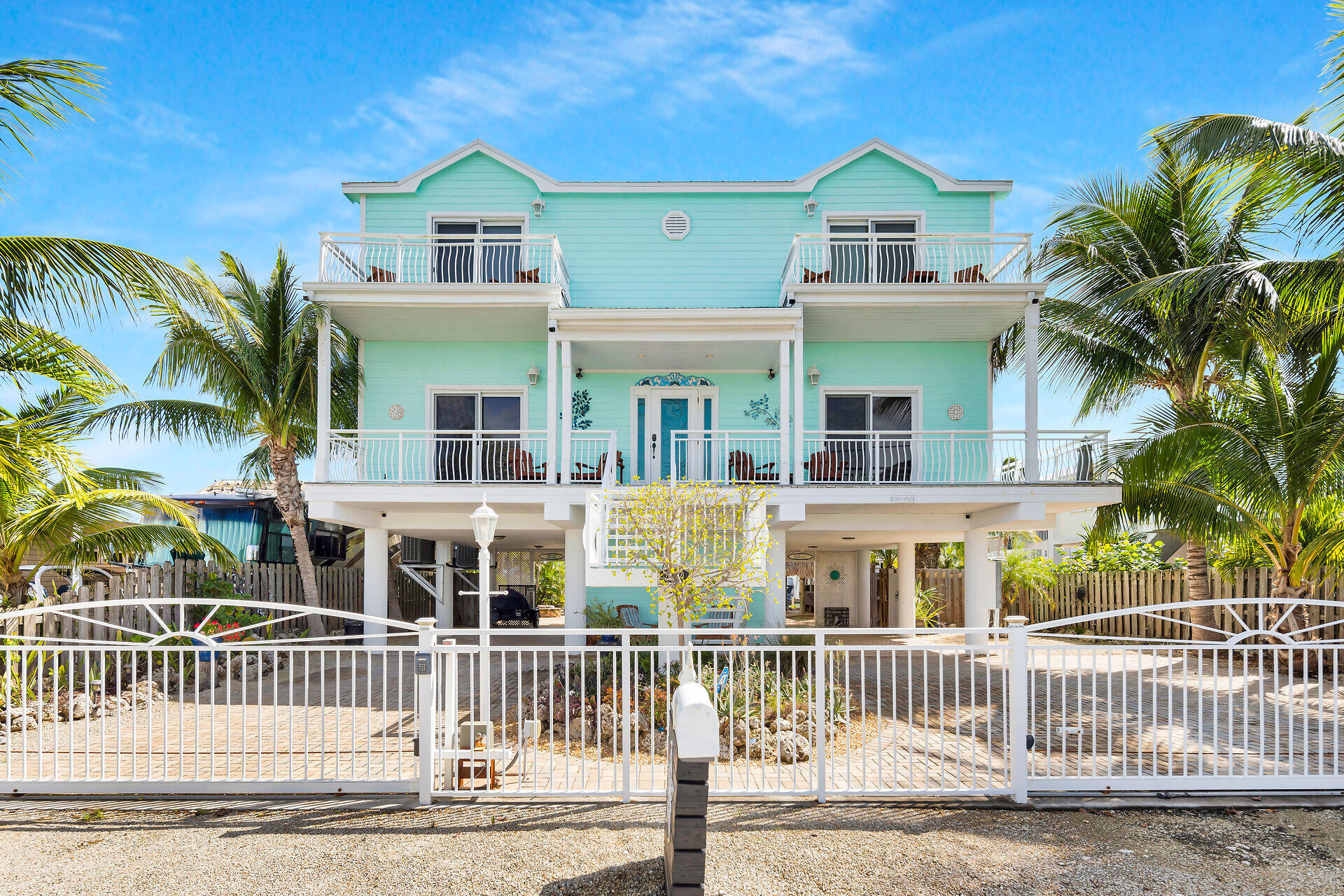 121 Grassy Road