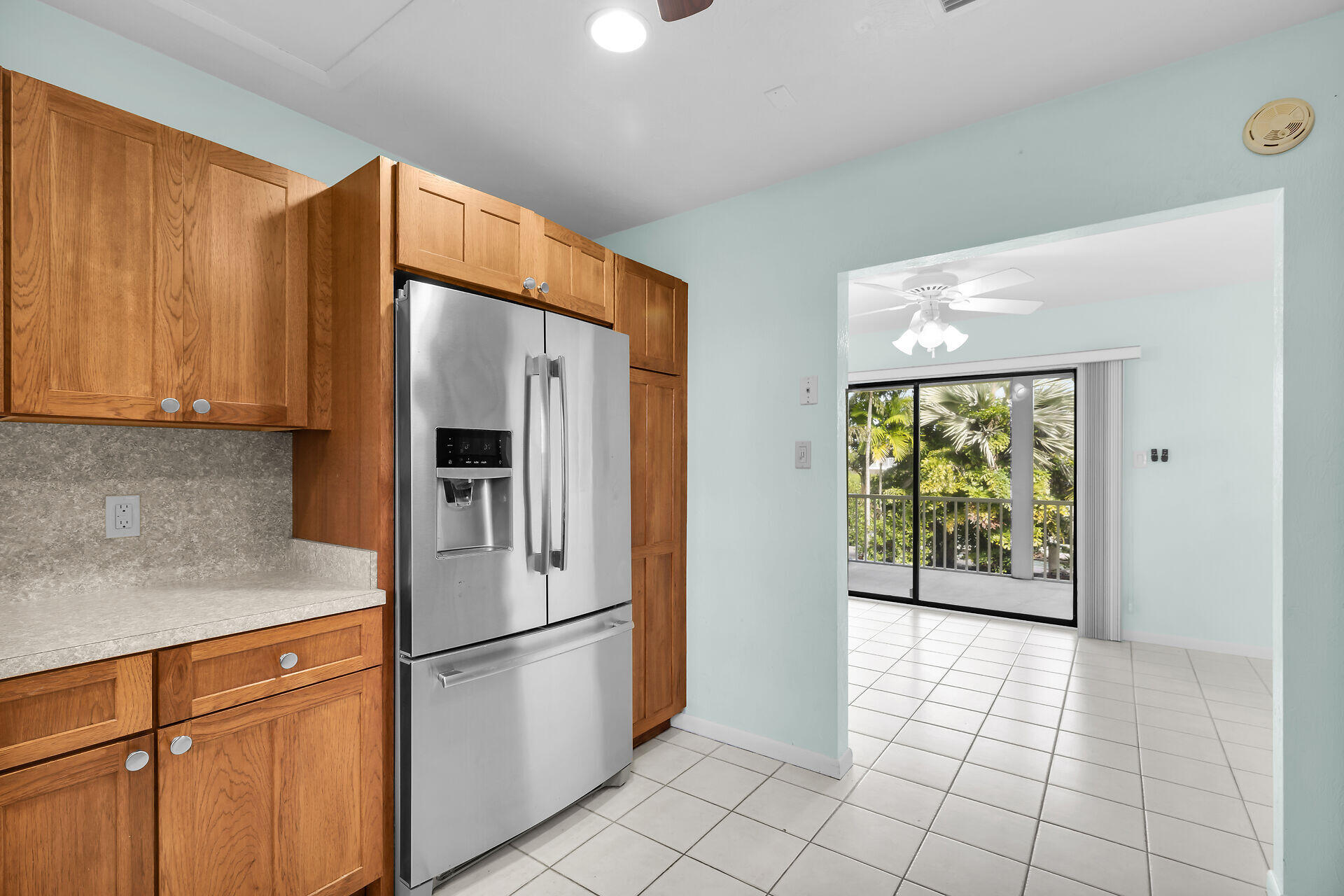323 Calzada De Bougainville