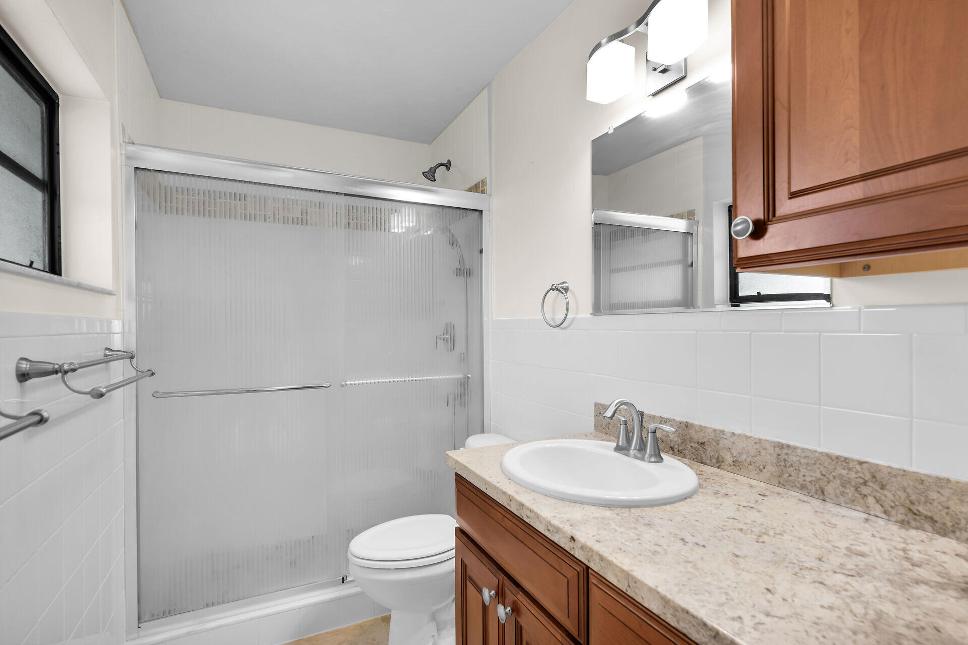 323 Calzada De Bougainville