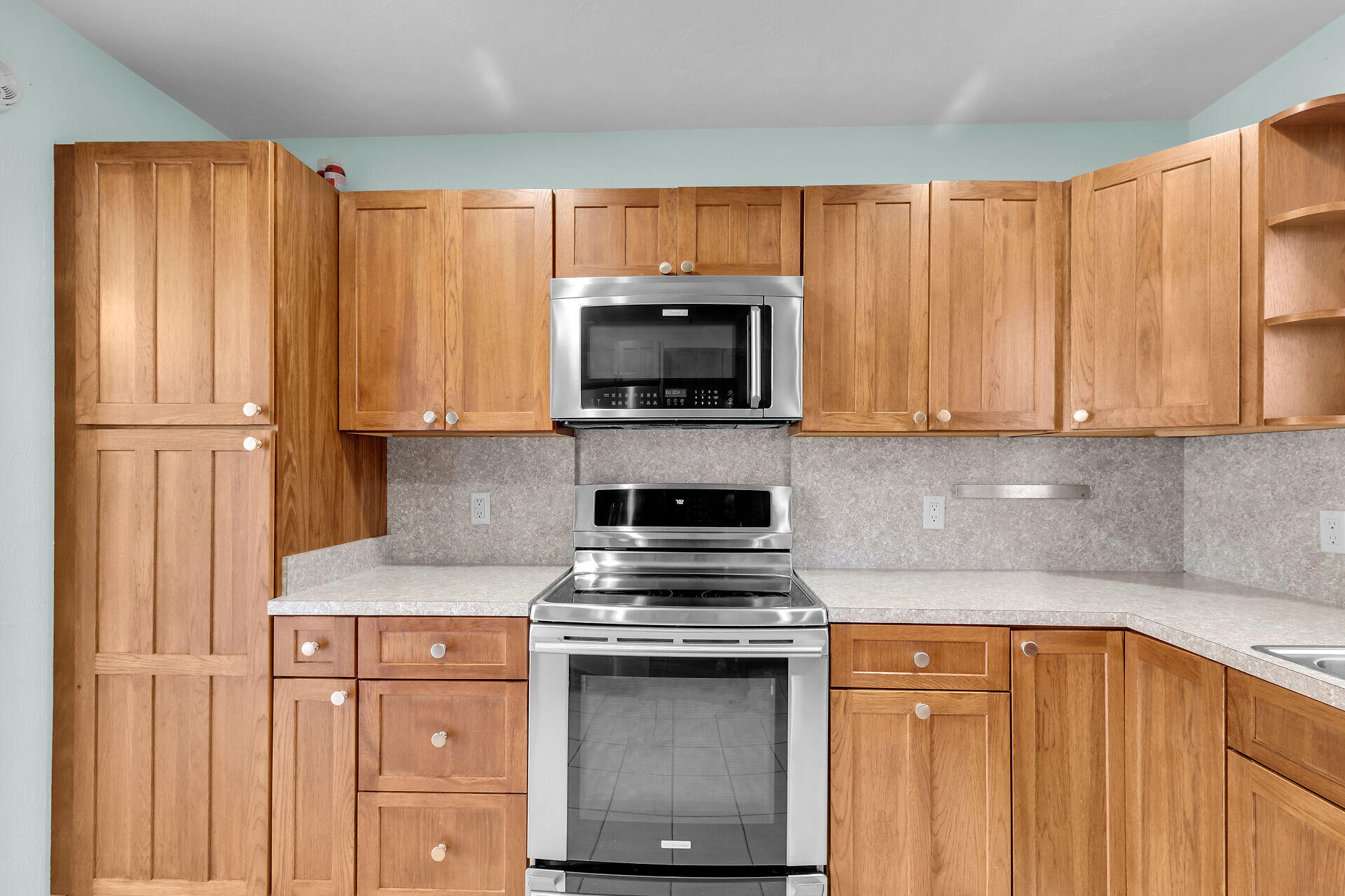 323 Calzada De Bougainville