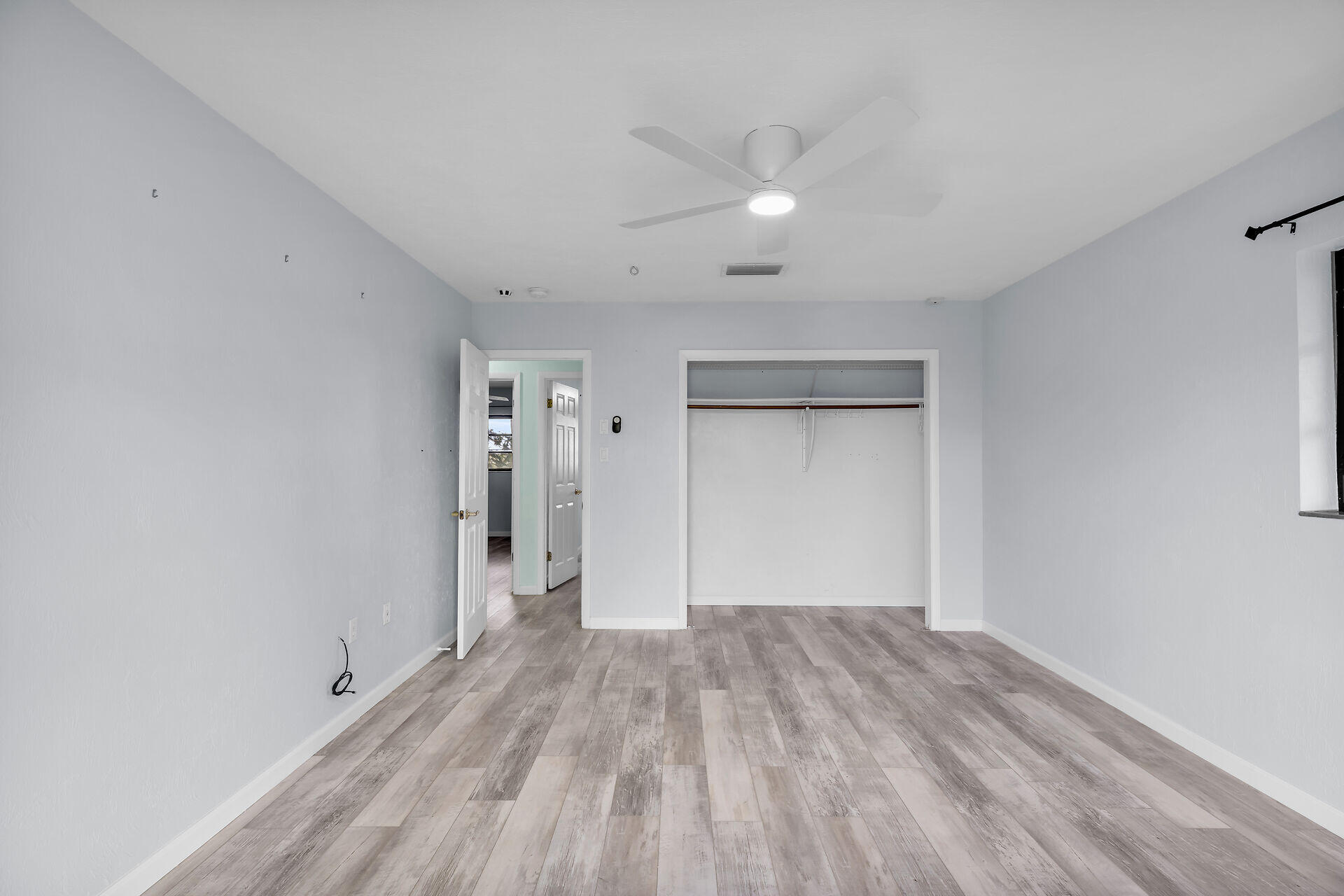 323 Calzada De Bougainville
