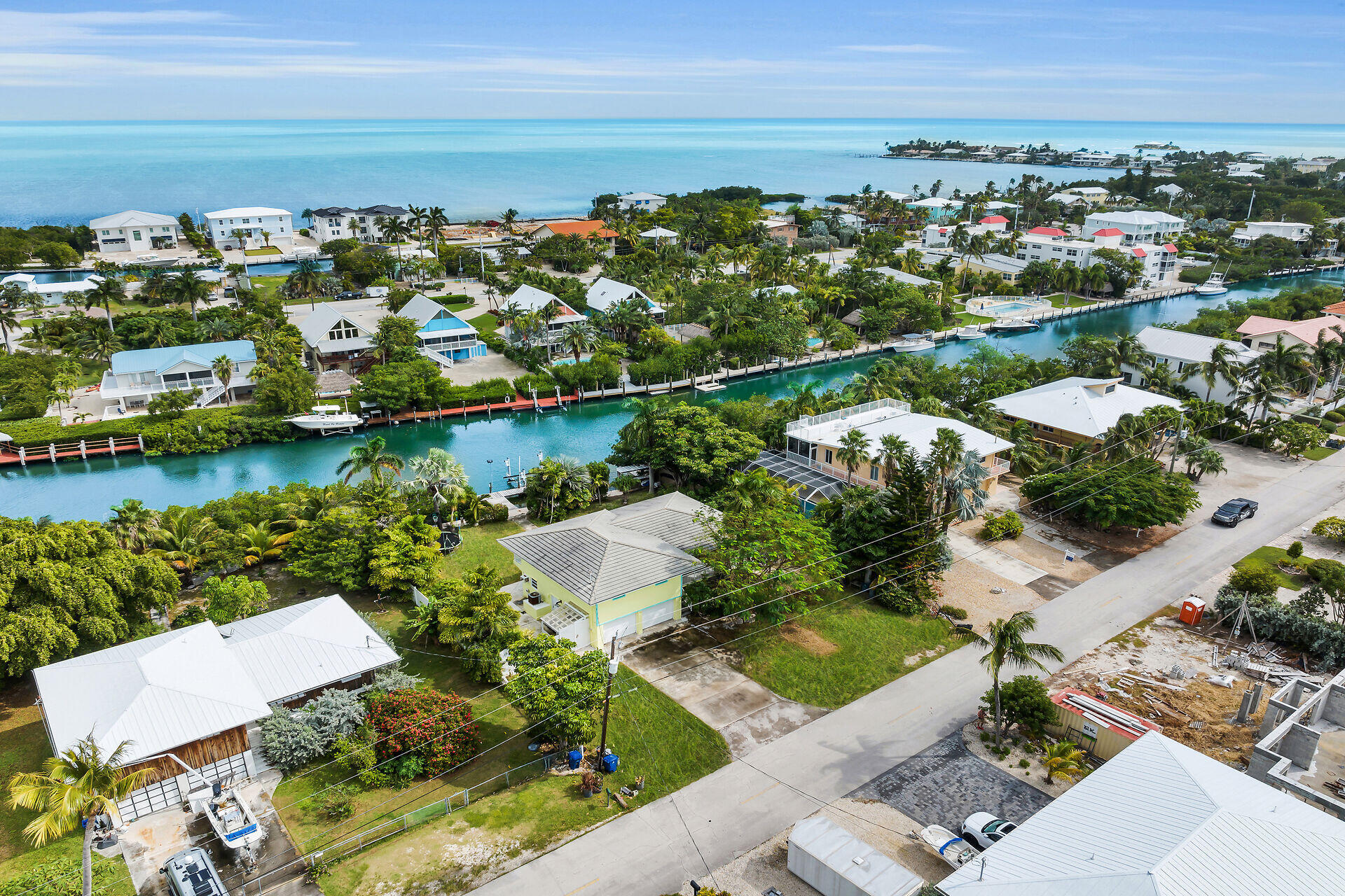 323 Calzada De Bougainville