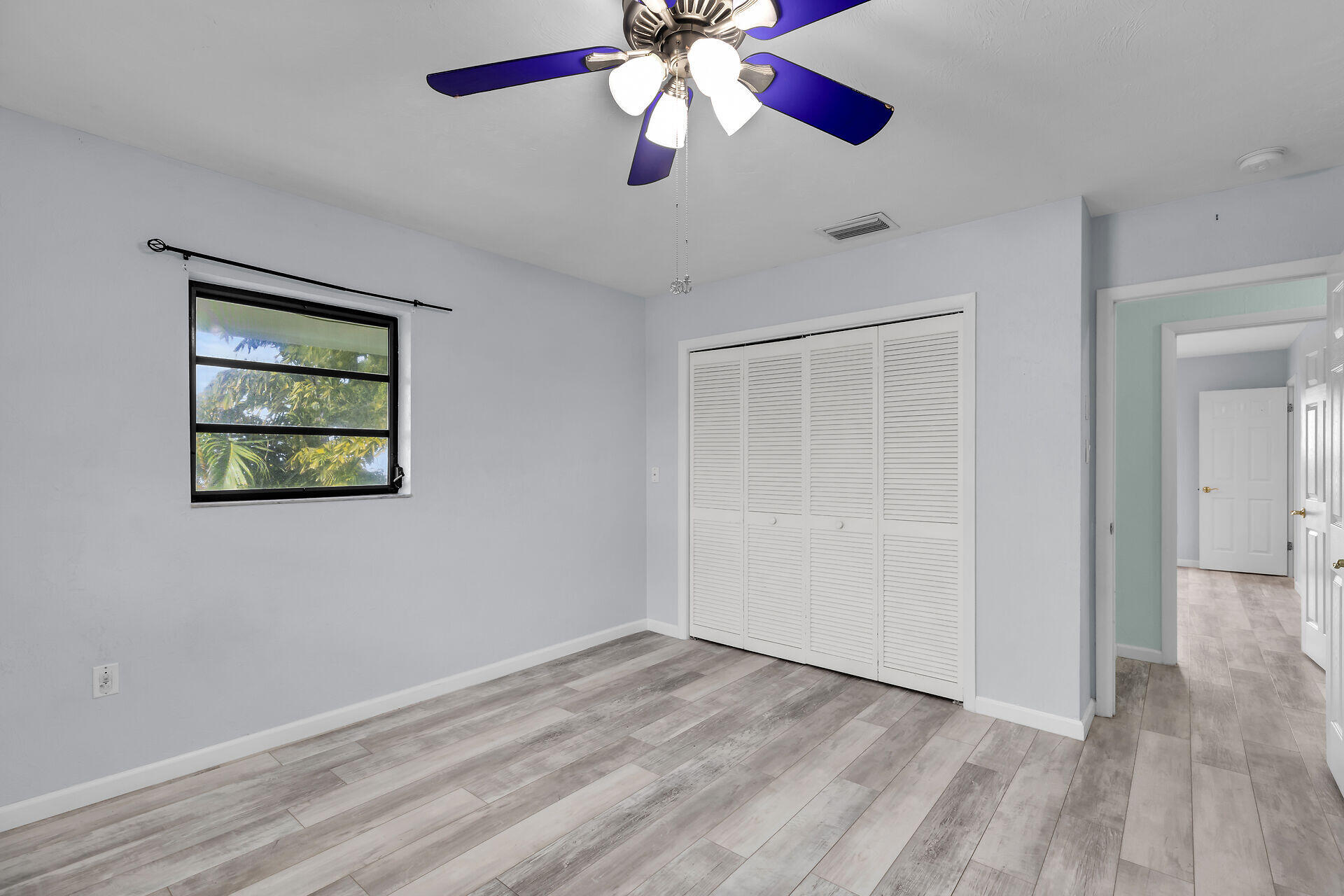 323 Calzada De Bougainville