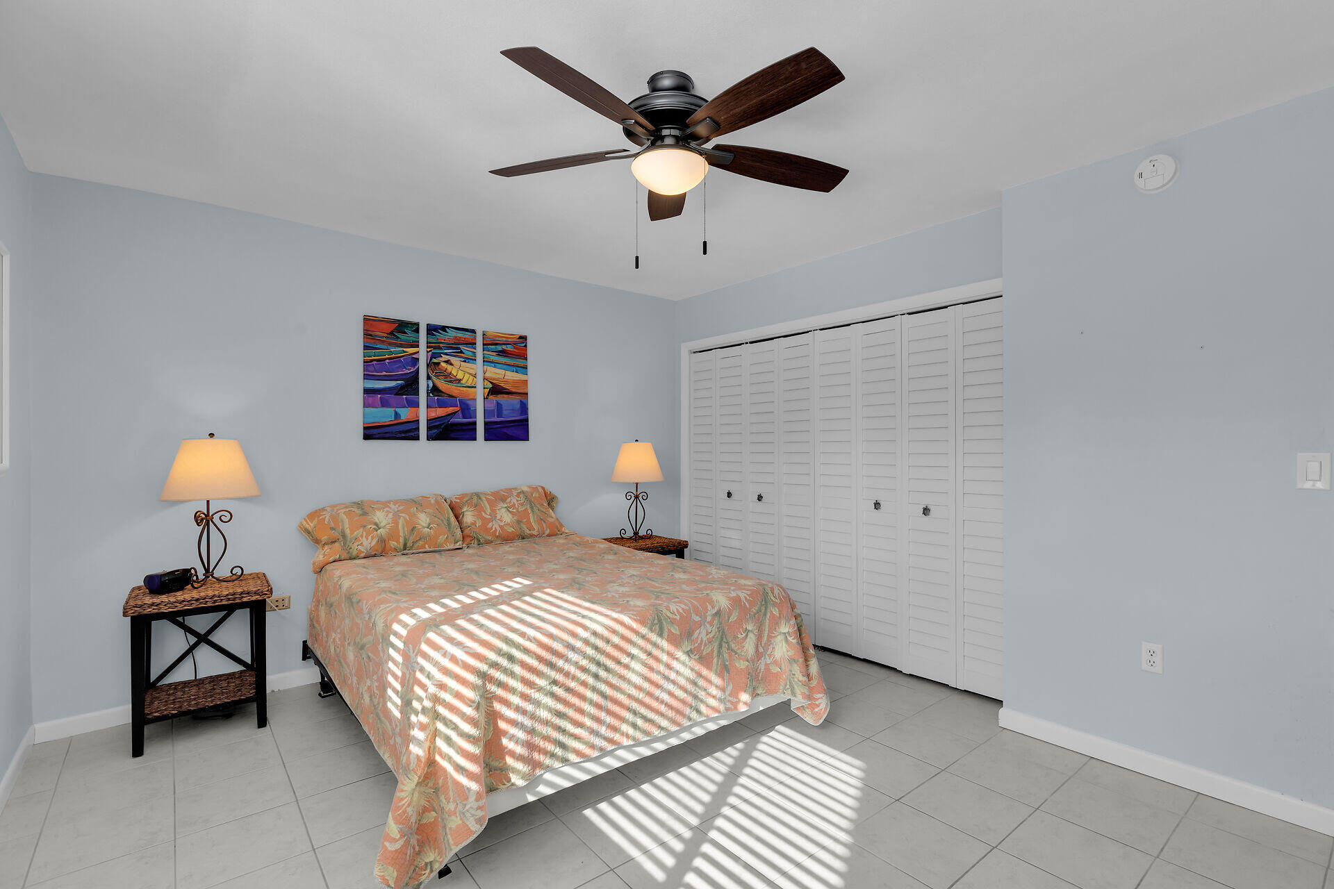 601 W Ocean Drive 301A
