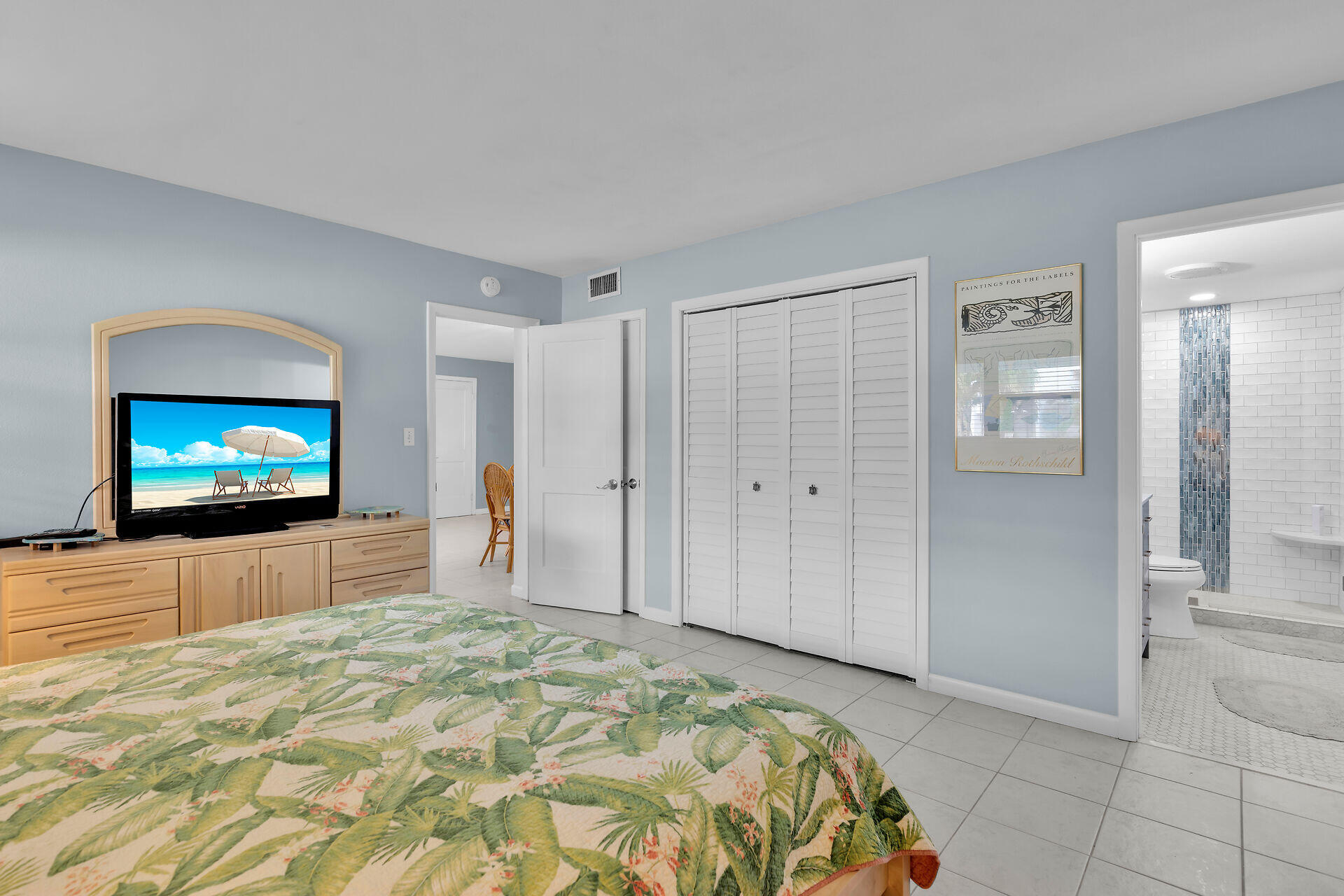 601 W Ocean Drive 301A