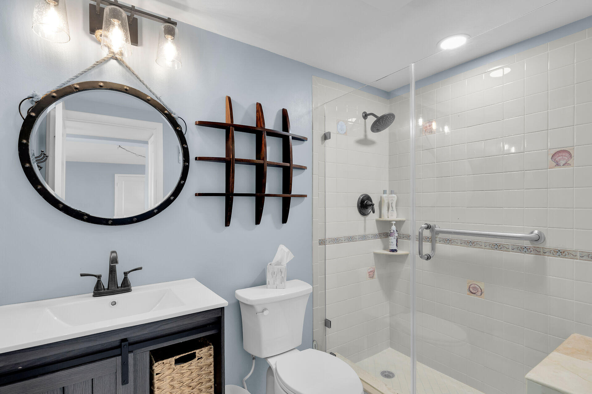 601 W Ocean Drive 301A