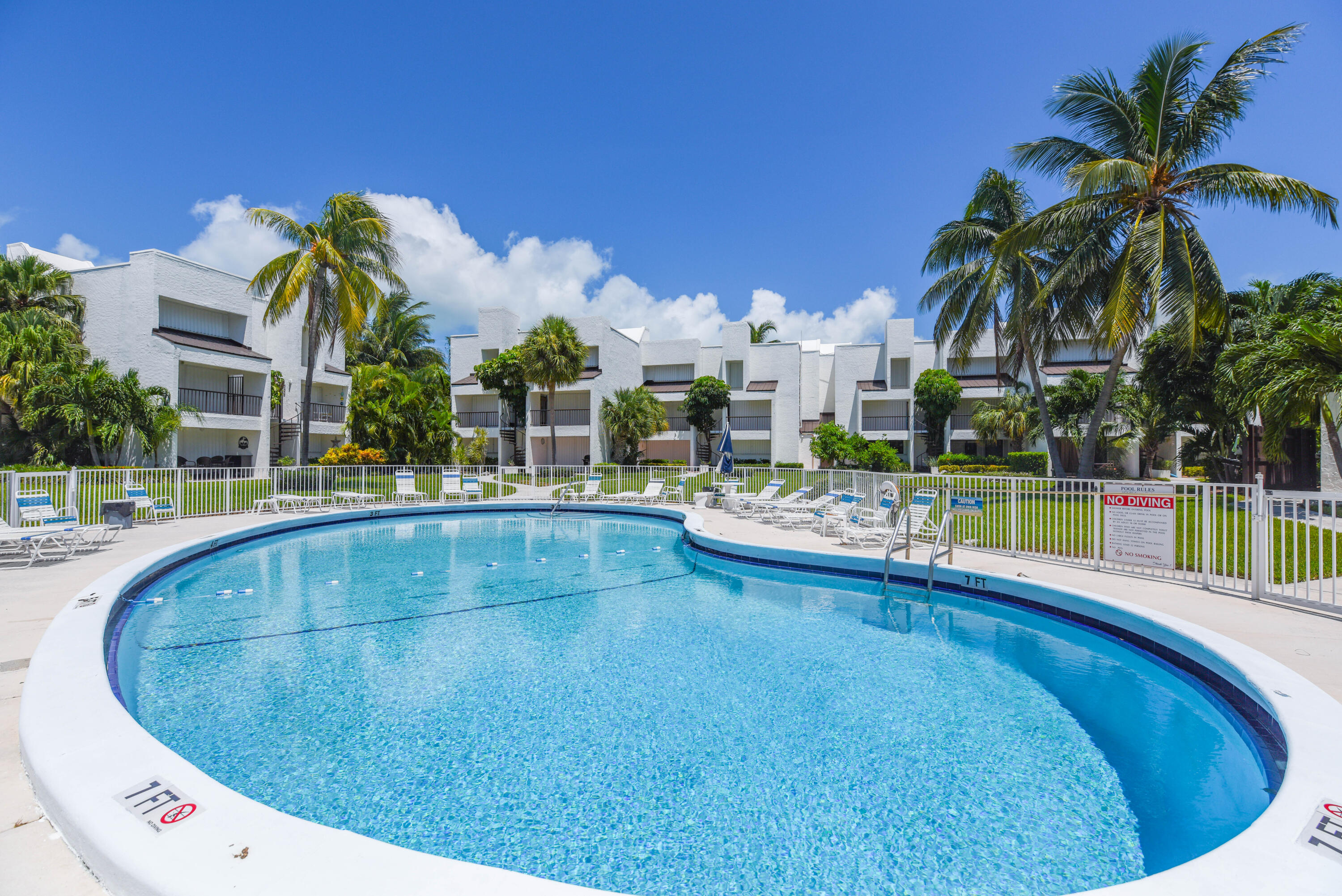 601 W Ocean Drive 301A