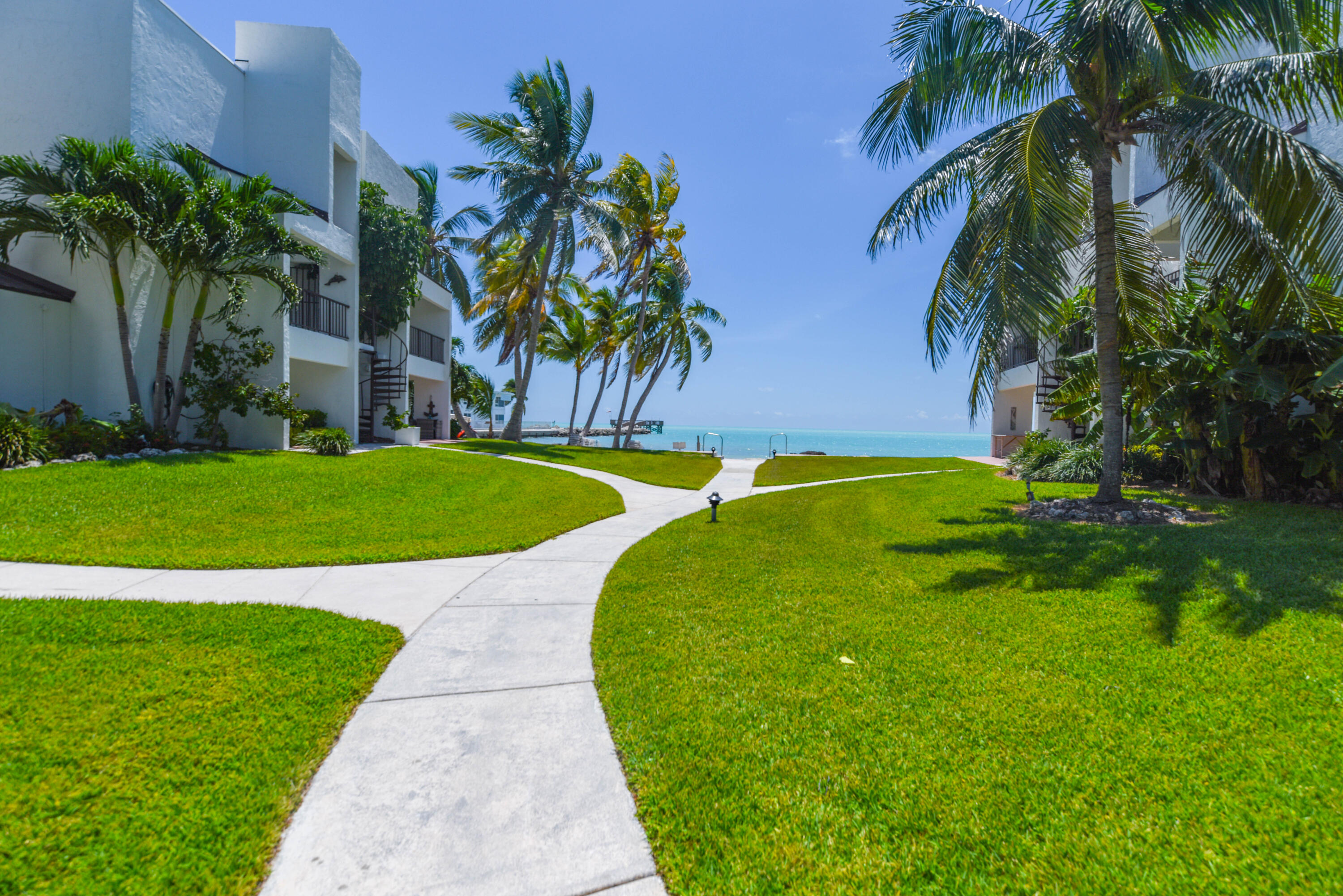 601 W Ocean Drive 301A