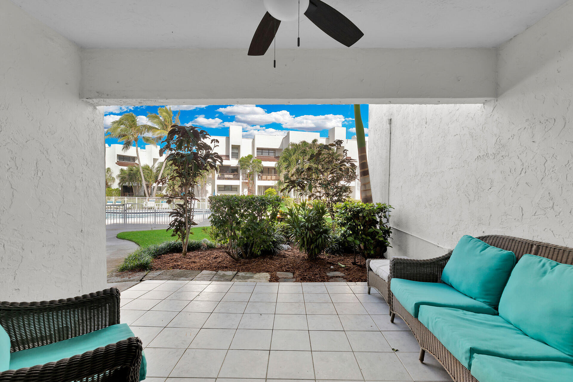 601 W Ocean Drive 301A