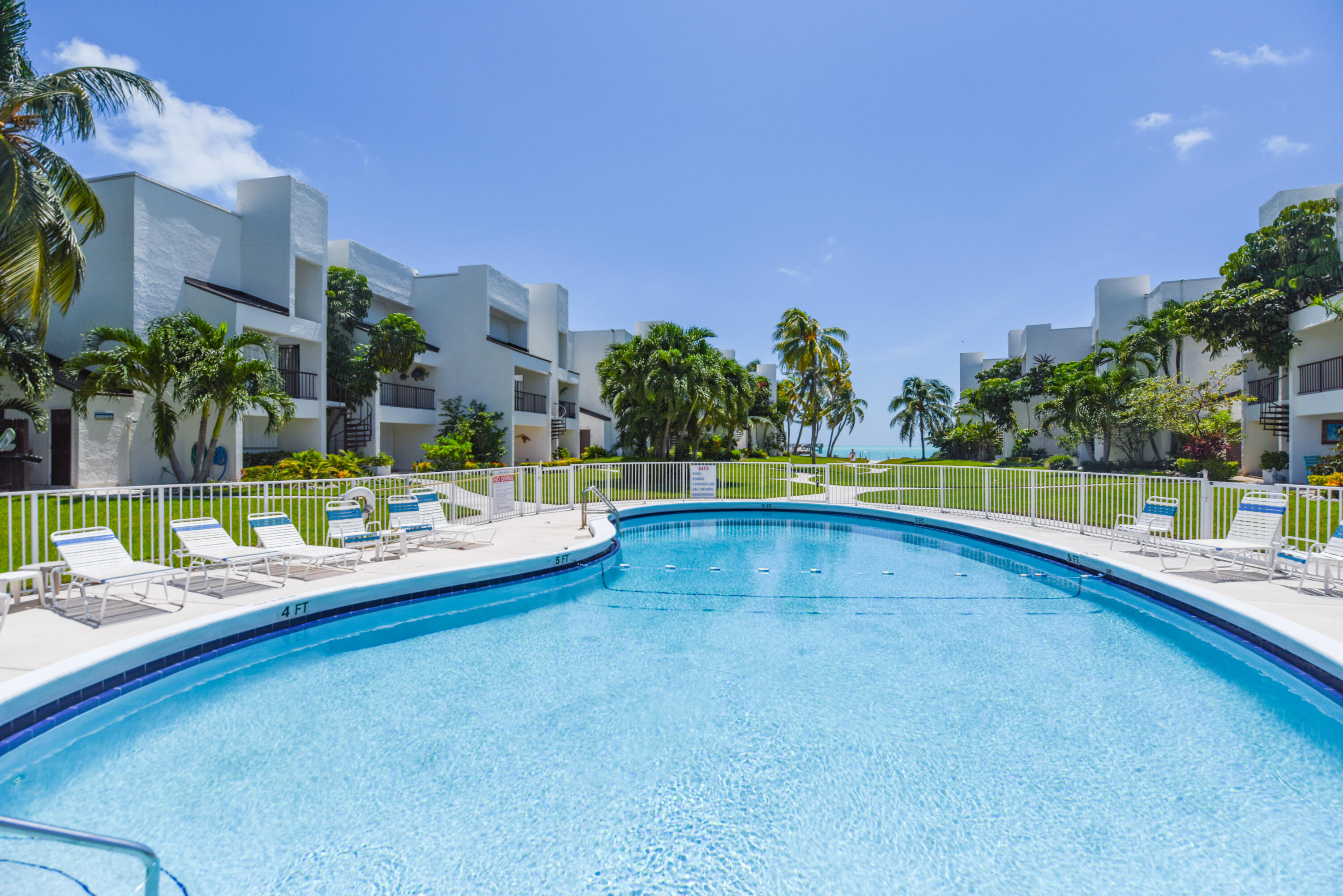 601 W Ocean Drive 301A