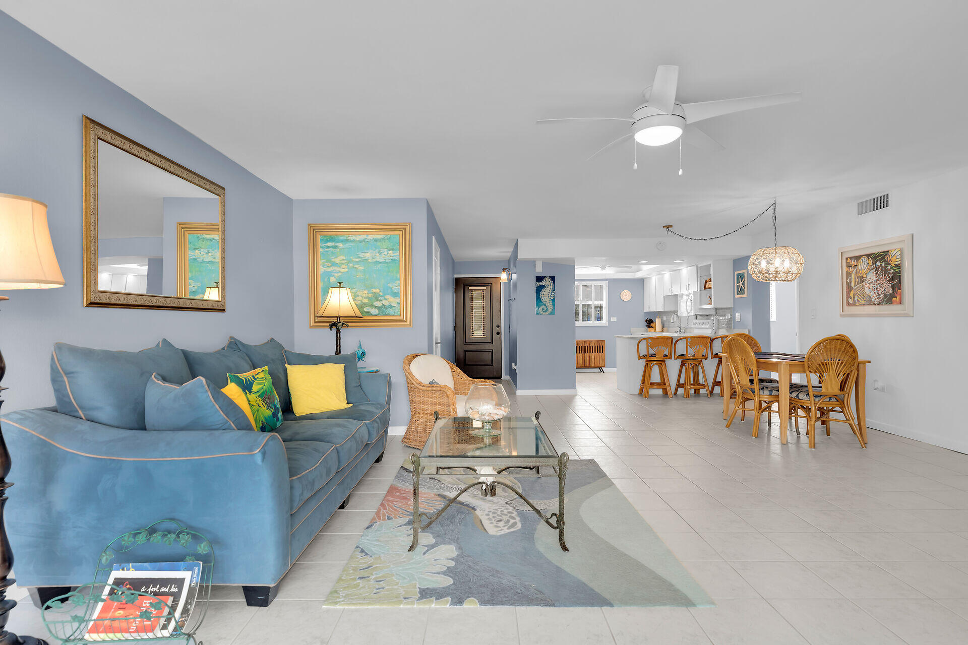 601 W Ocean Drive 301A