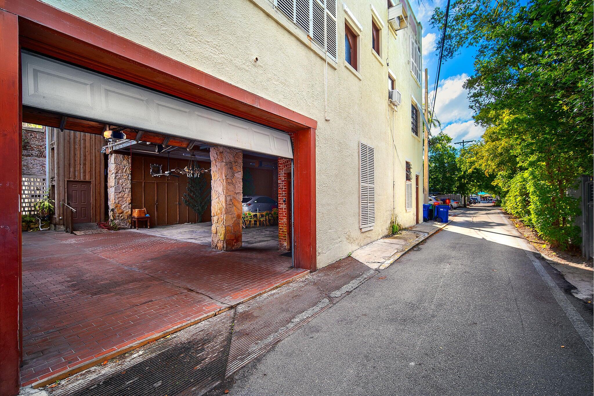 314 Simonton Street