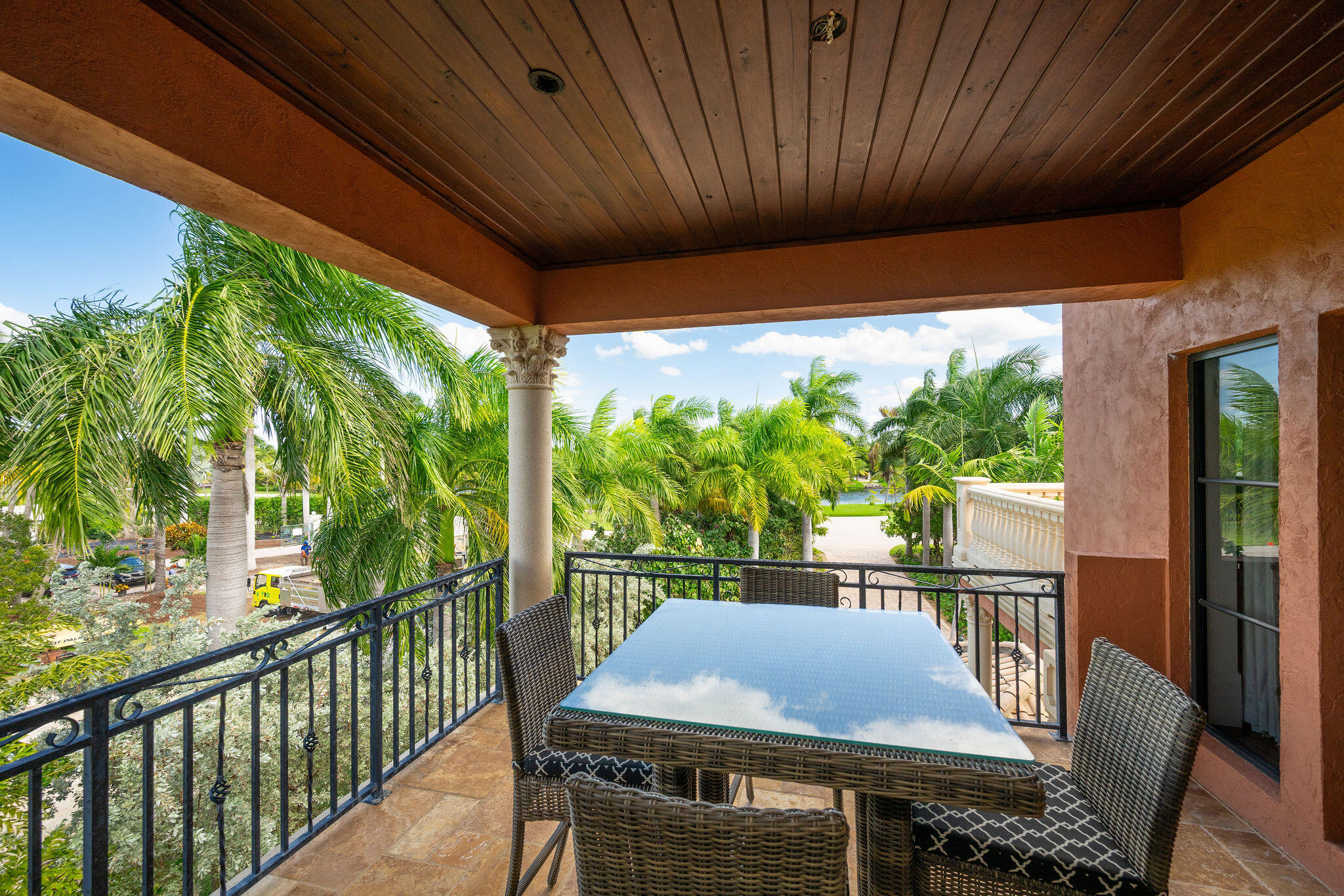 30 Cannon Royal Drive