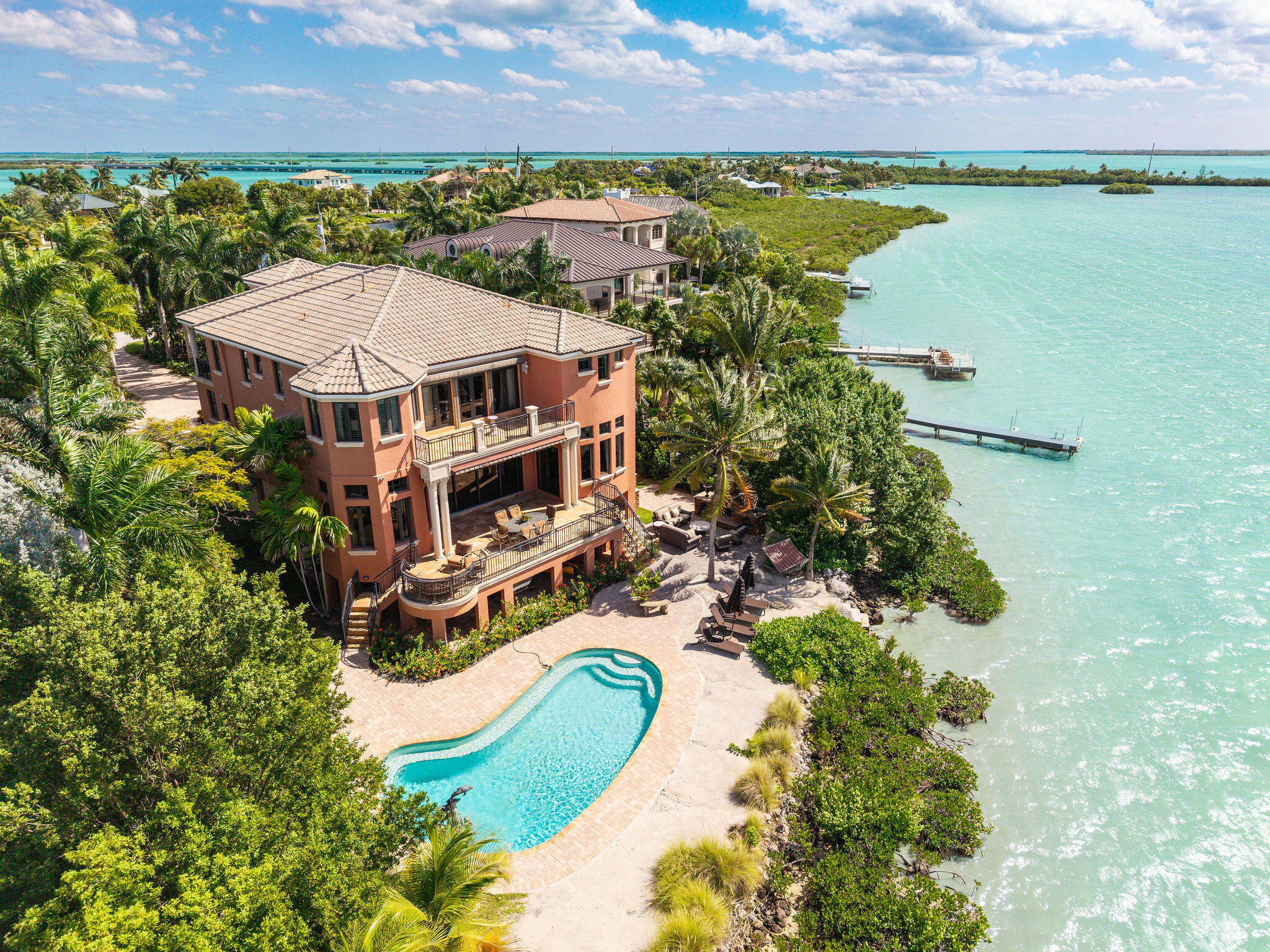 30 Cannon Royal Drive