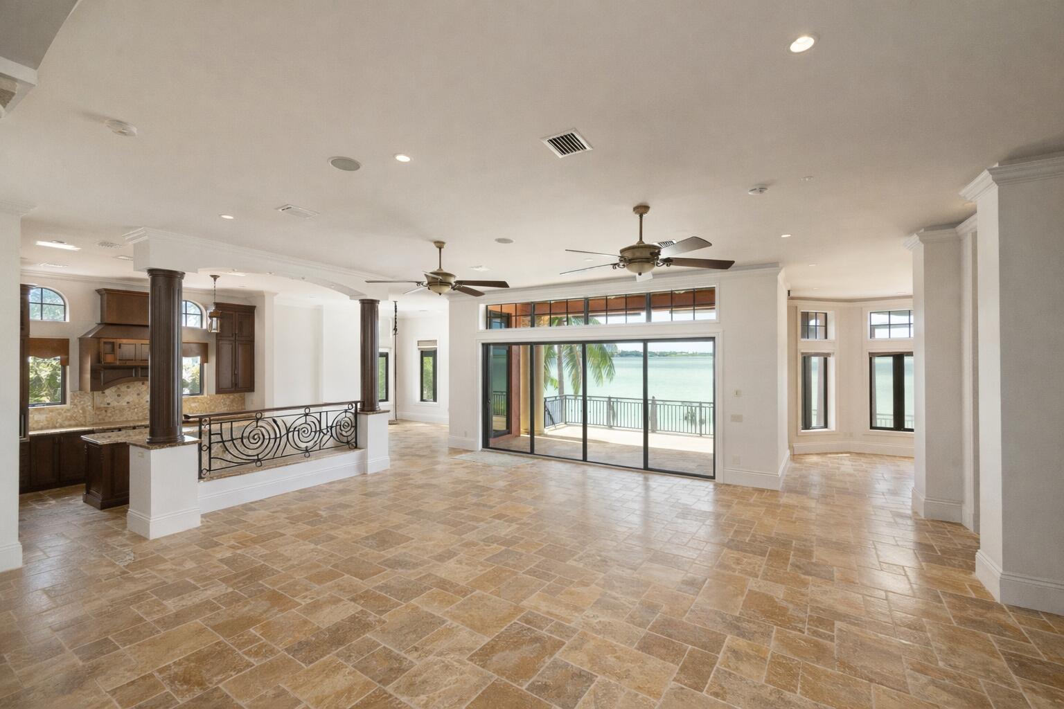 30 Cannon Royal Drive