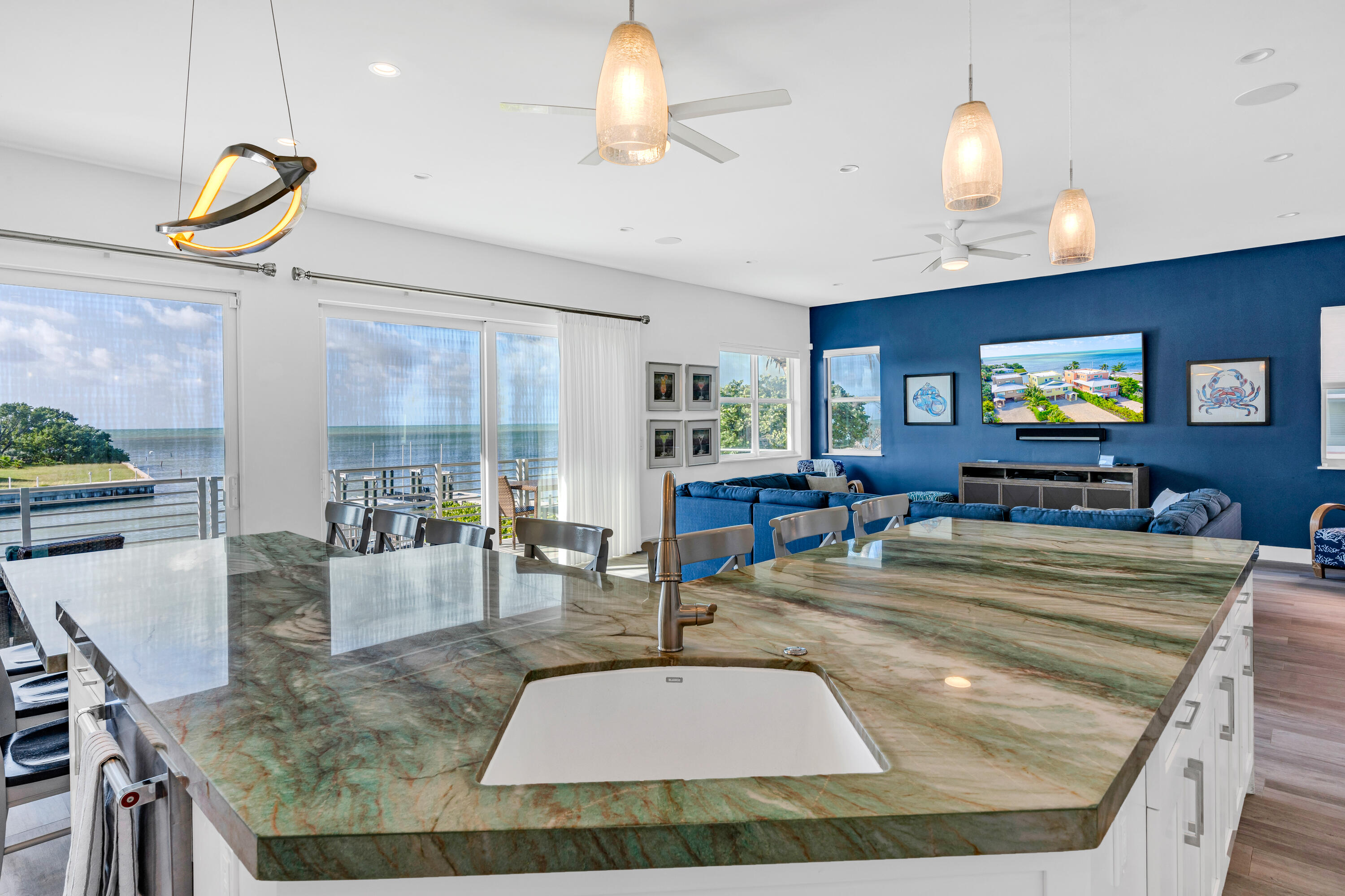 2010 Sombrero Beach Road