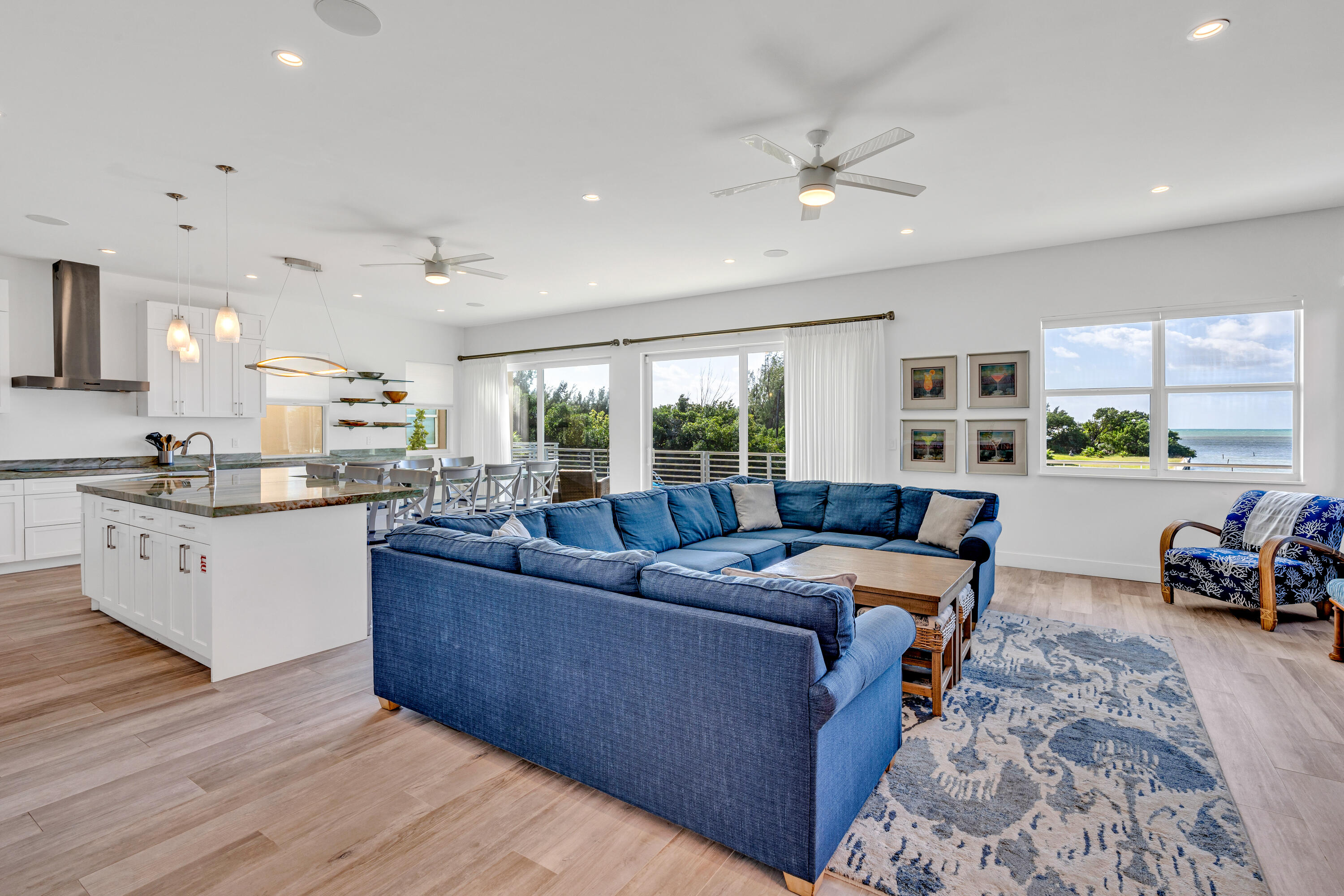 2010 Sombrero Beach Road