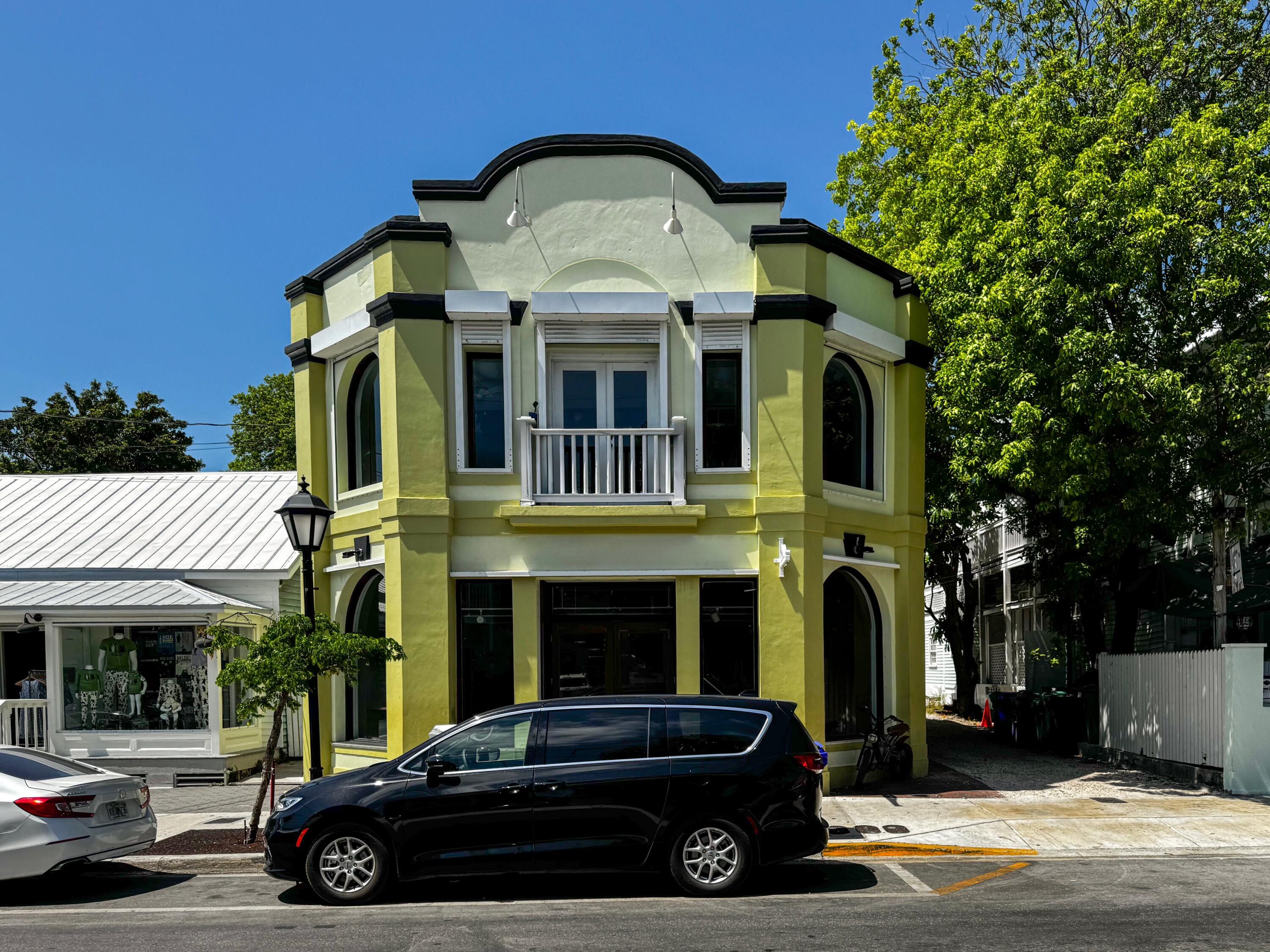 910 Duval Street 101