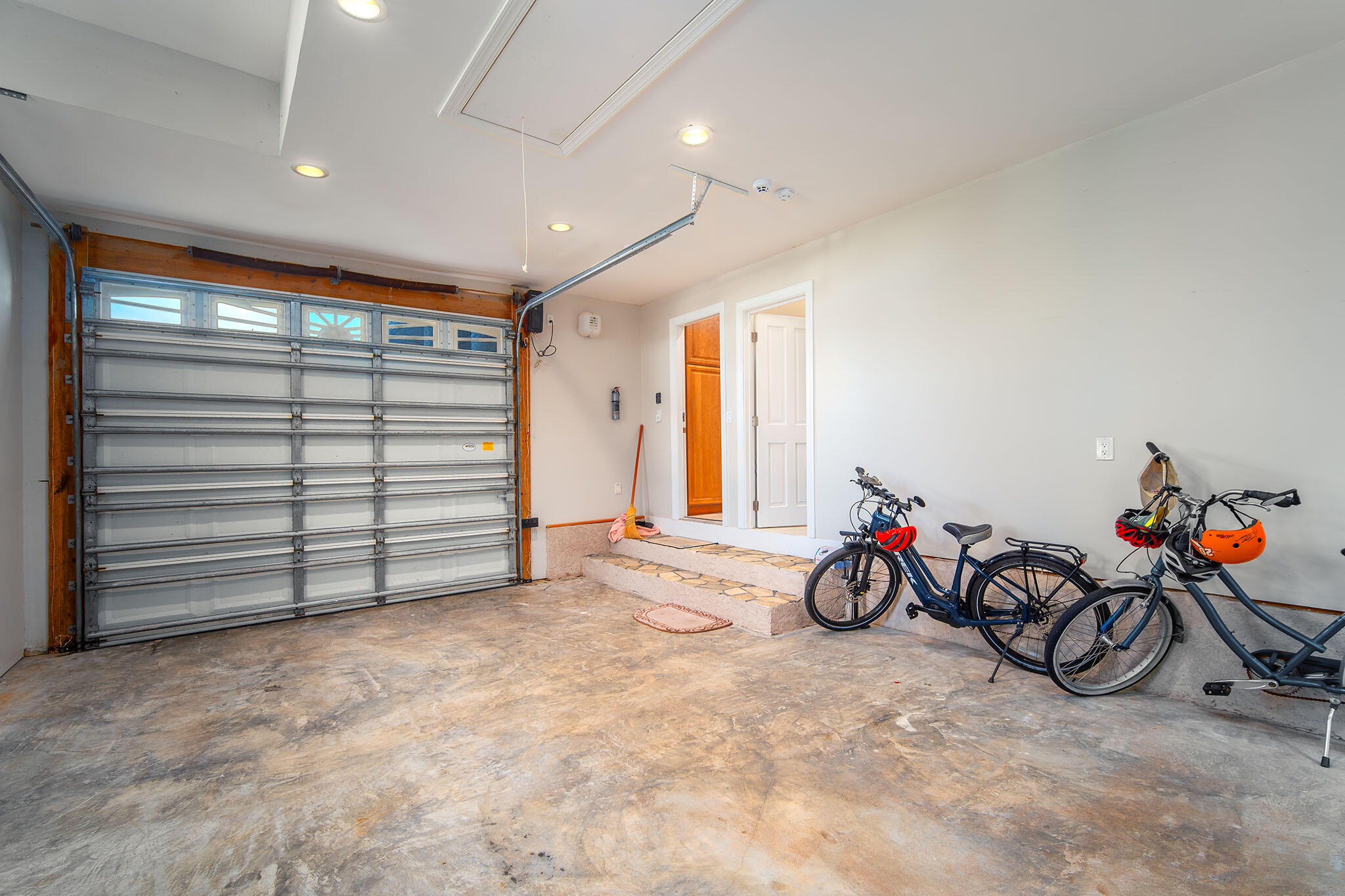 85 Bay Drive