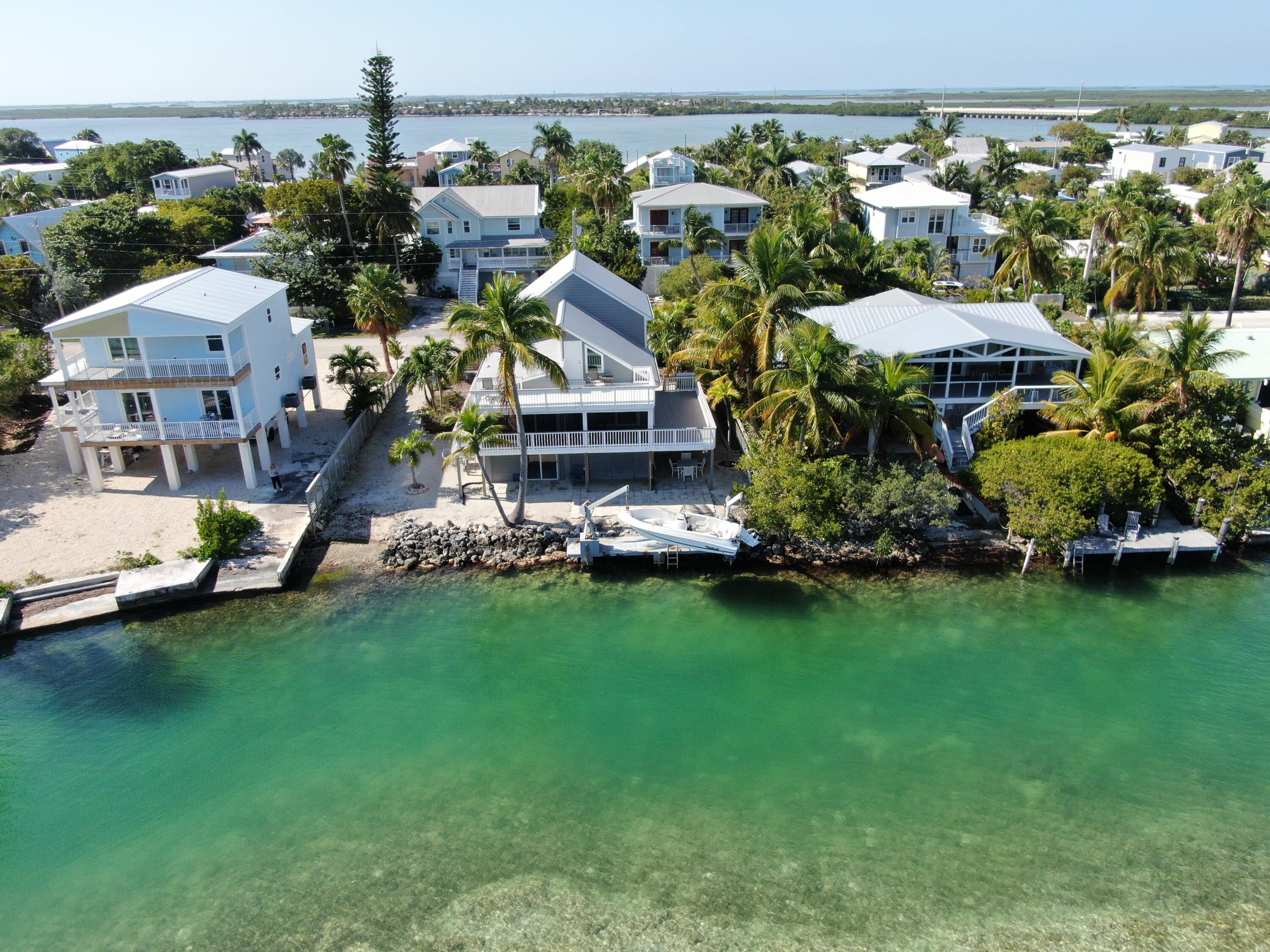 15 Bay Drive