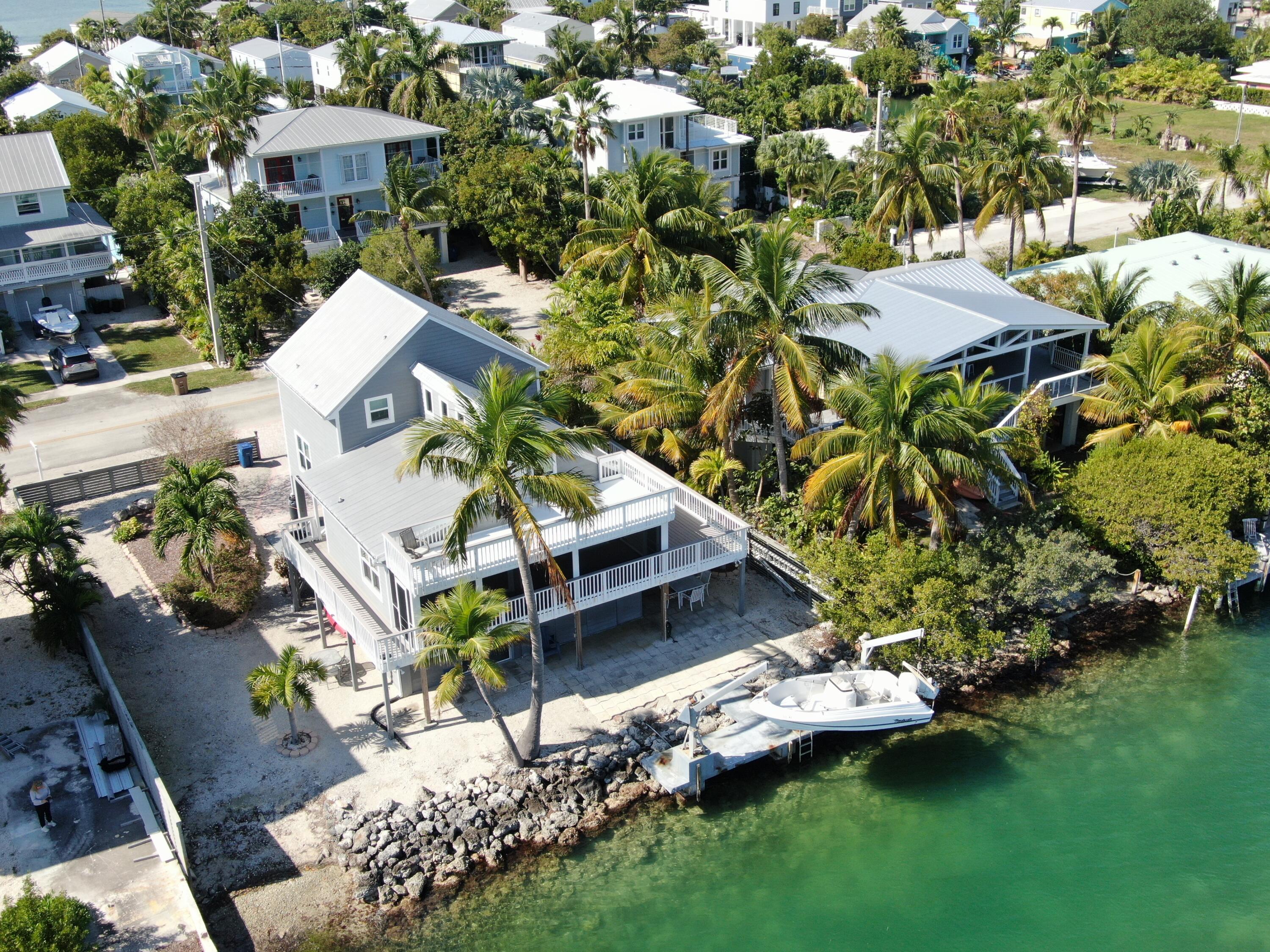 15 Bay Drive