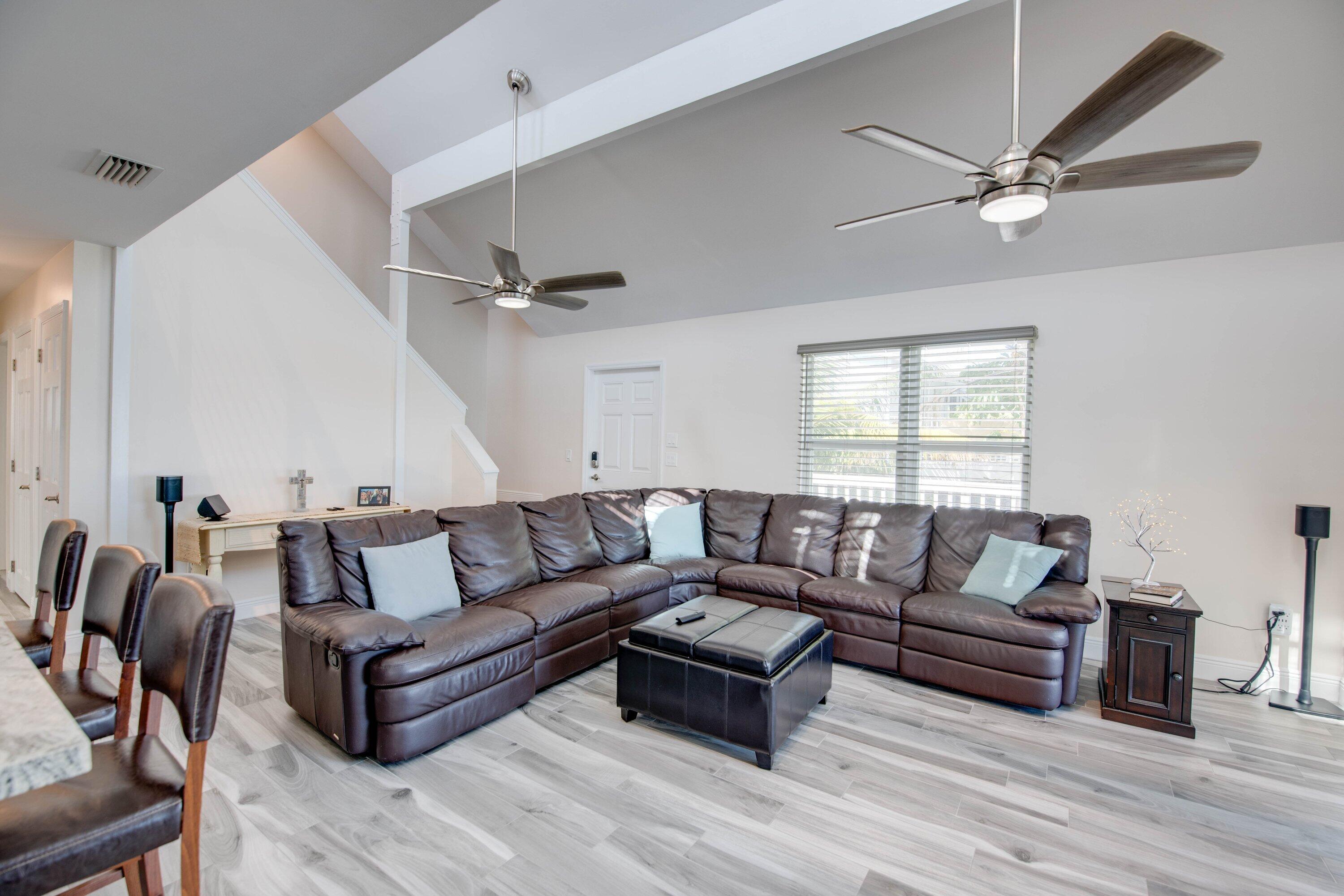 15 Bay Drive