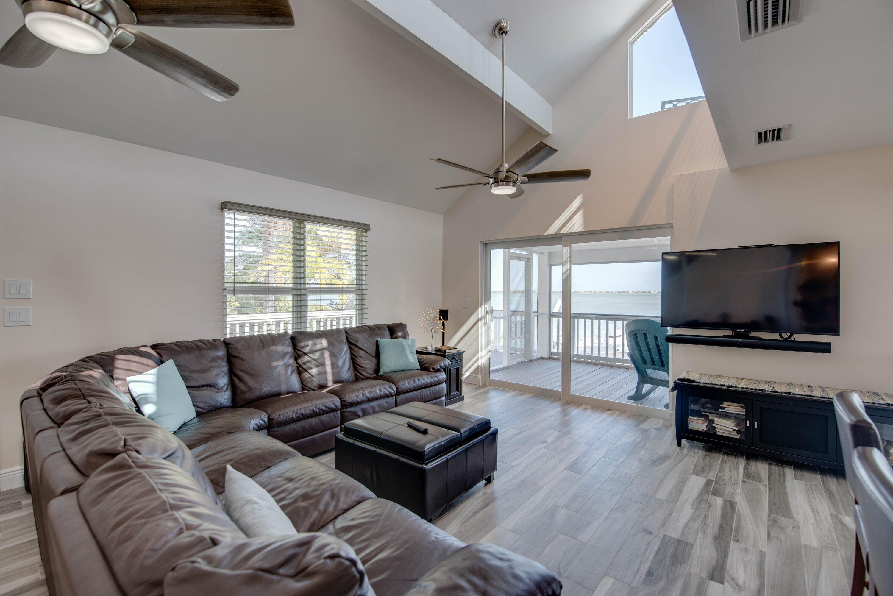 15 Bay Drive