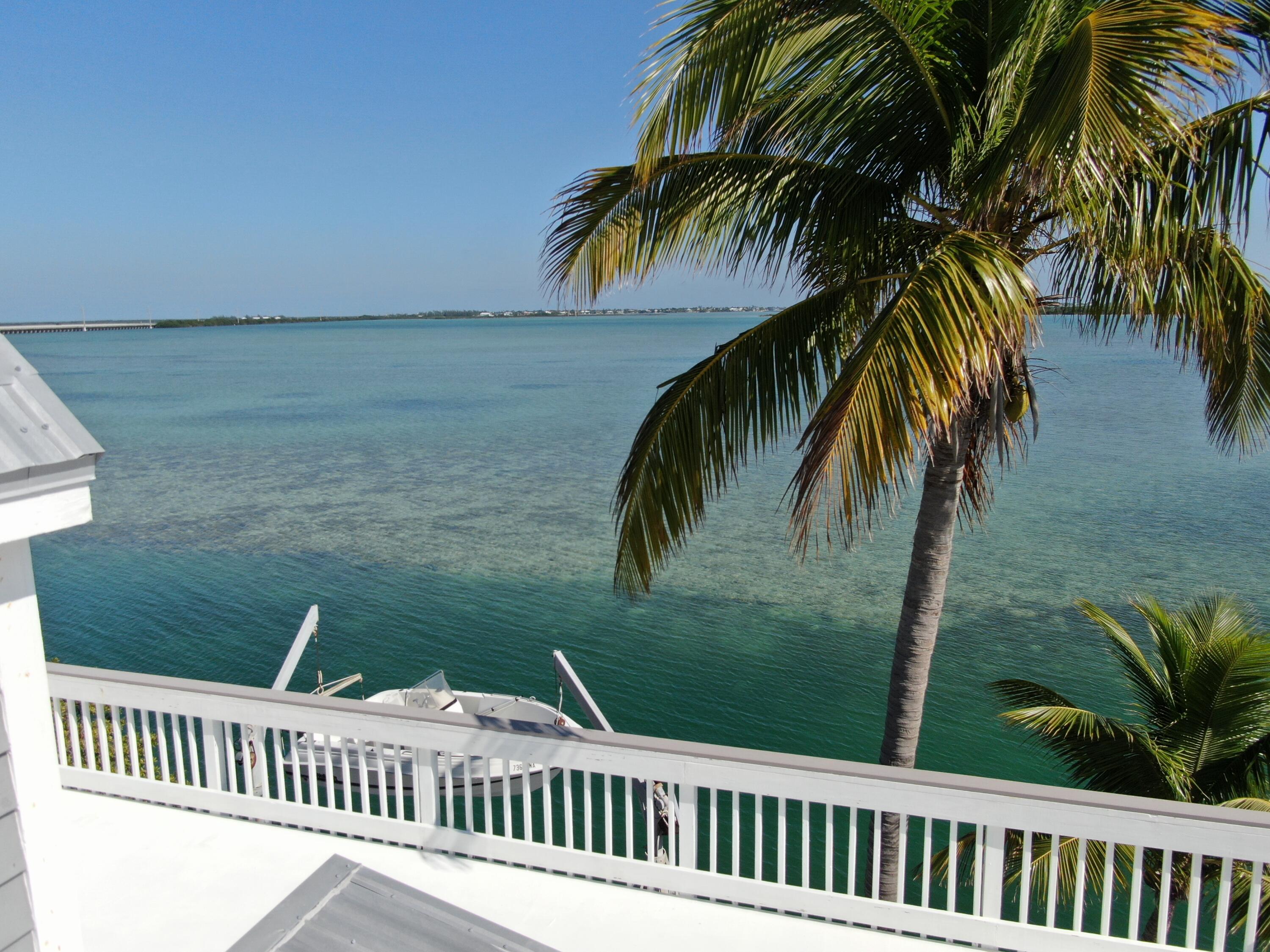 15 Bay Drive