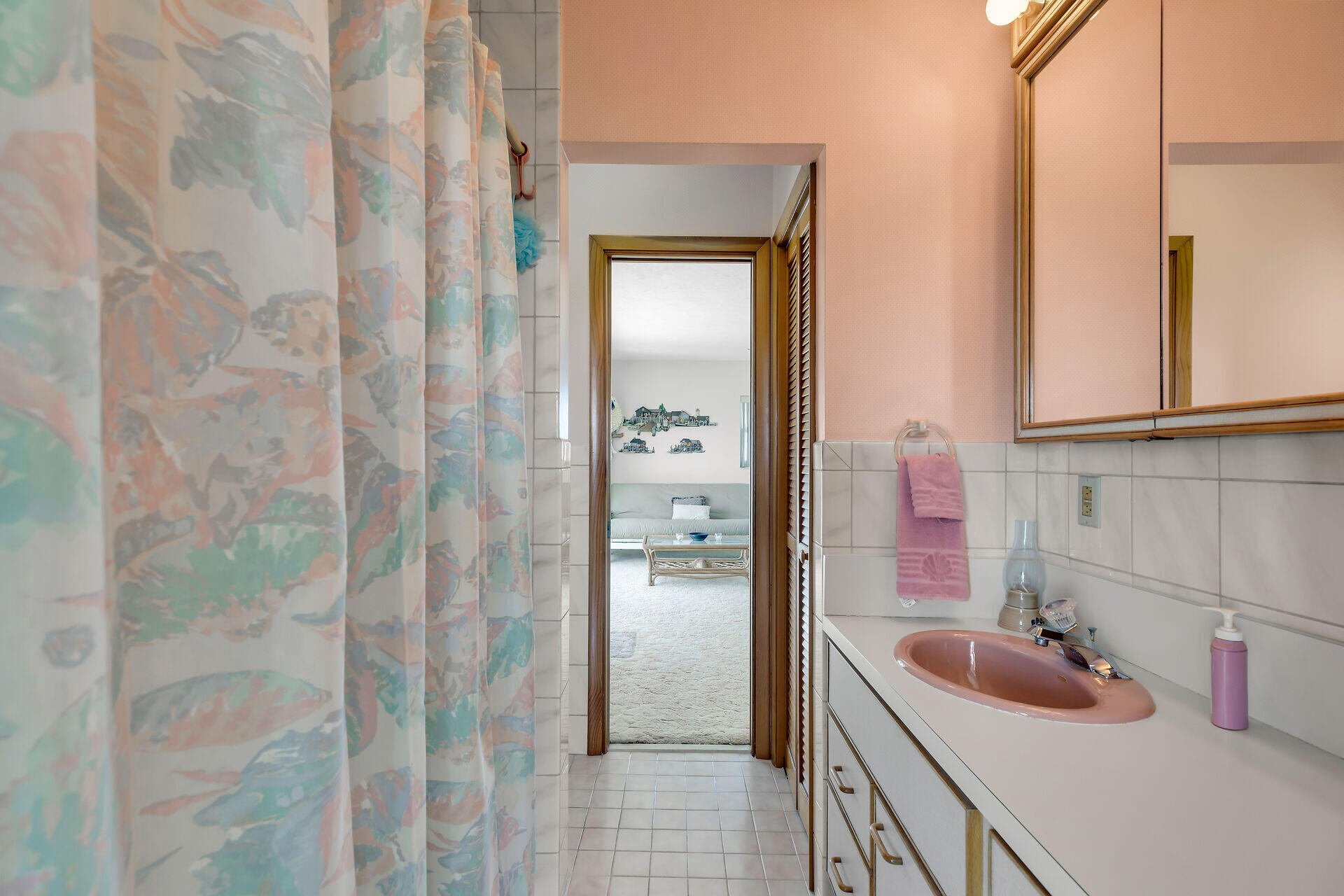 108 Lorelane Place