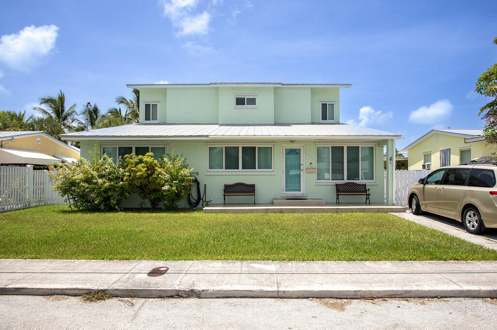 2934 Riviera Drive