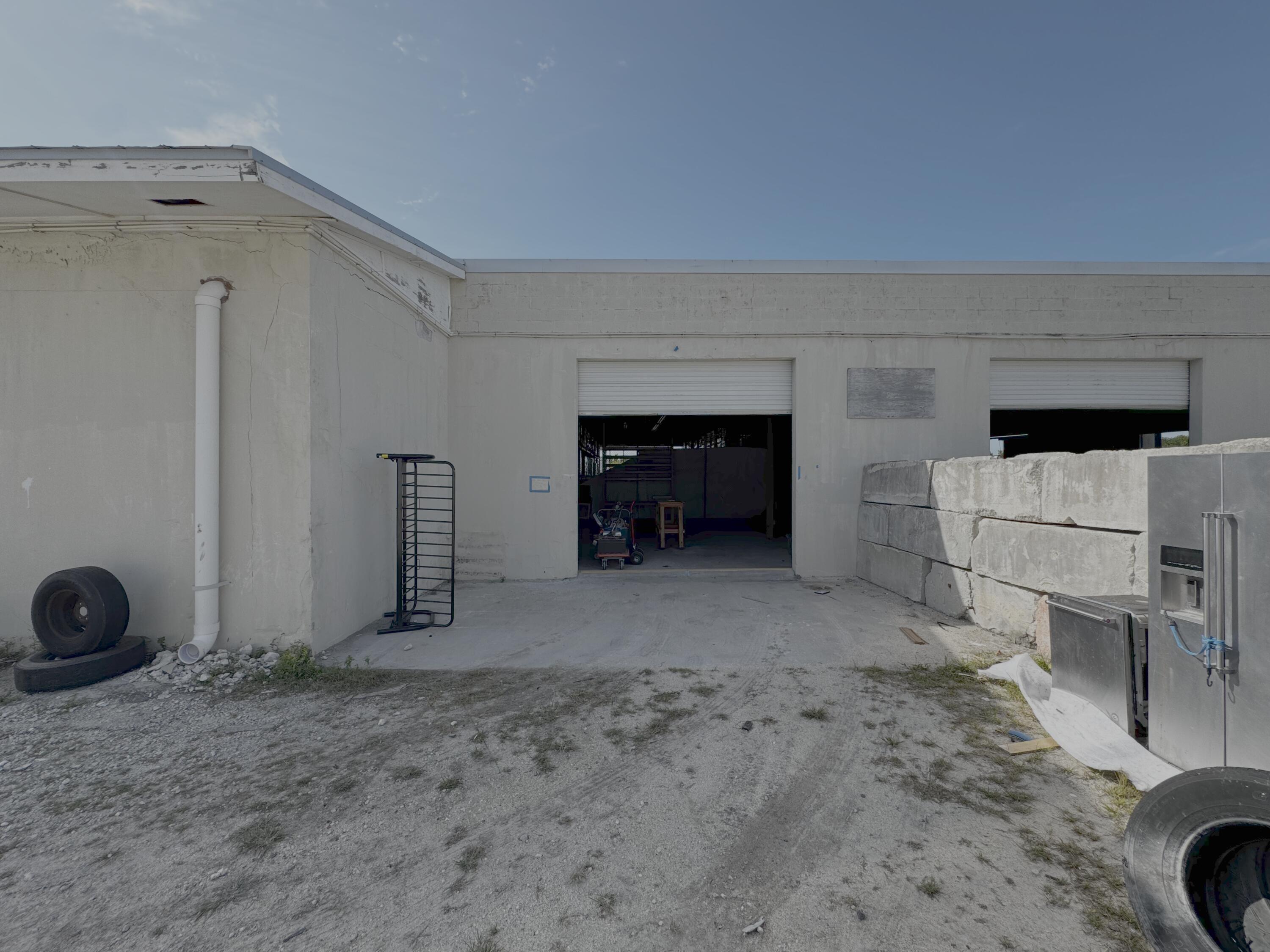 111 Overseas Highway