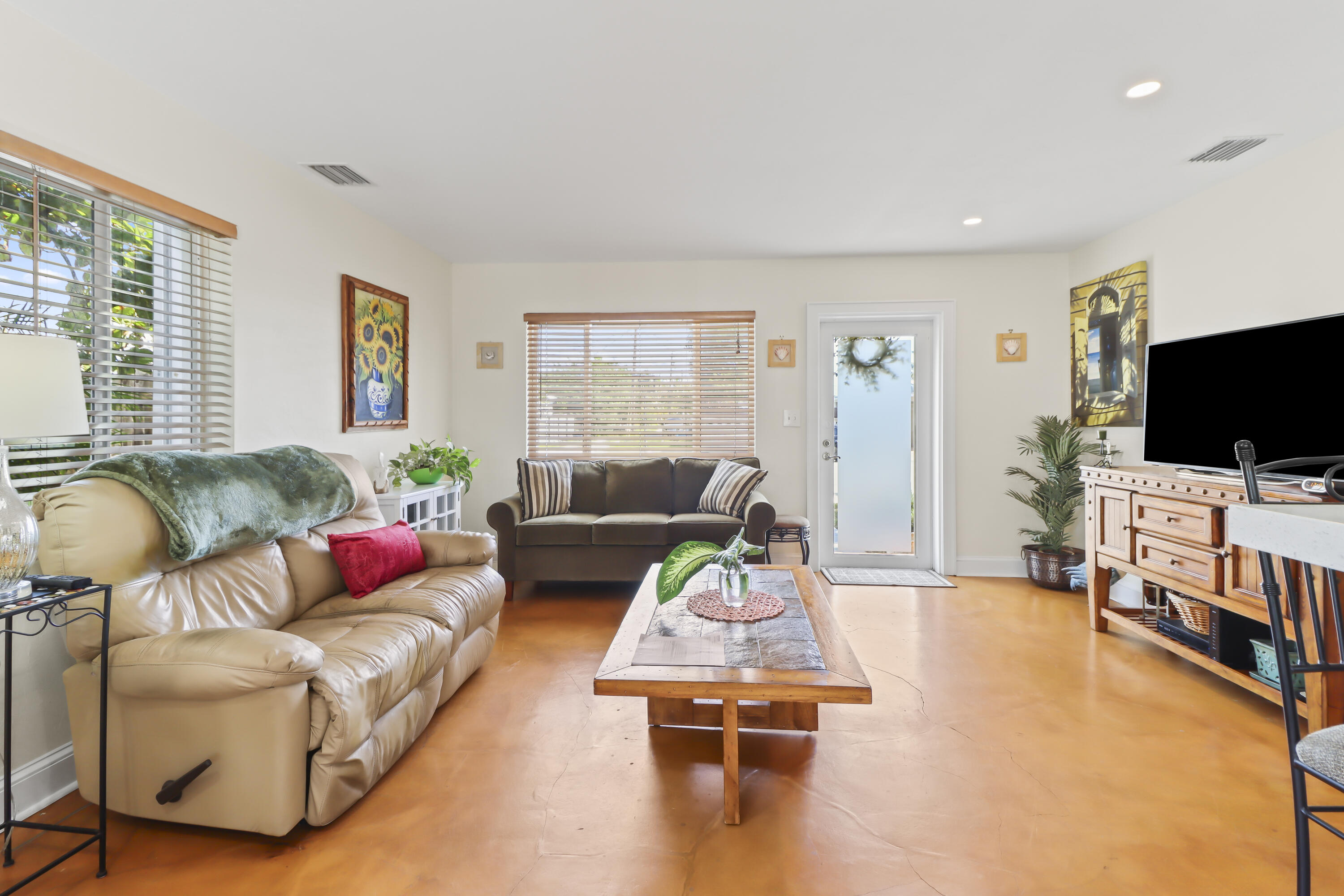 908 18Th Street