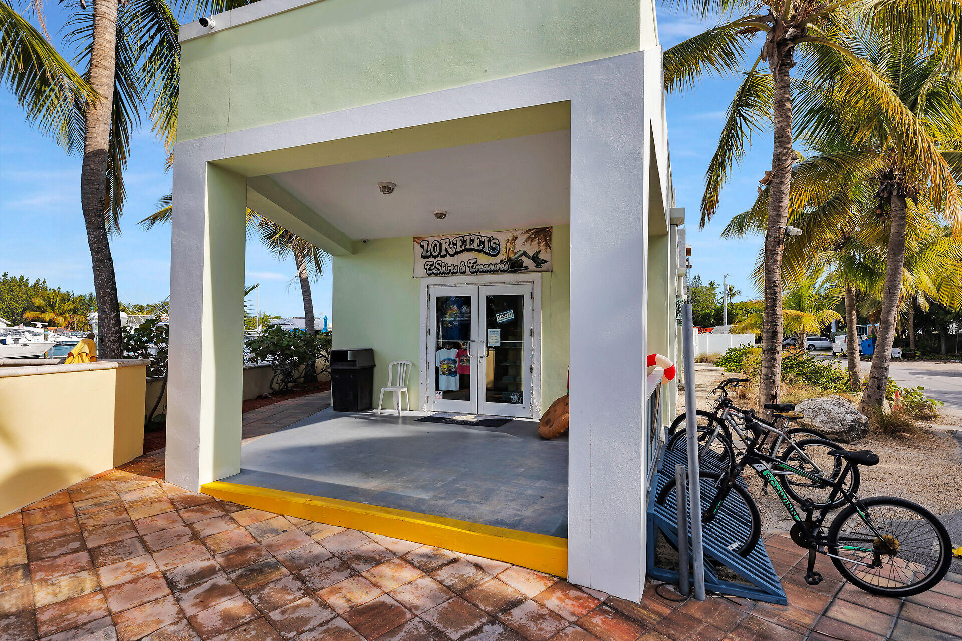 96 Madeira Road