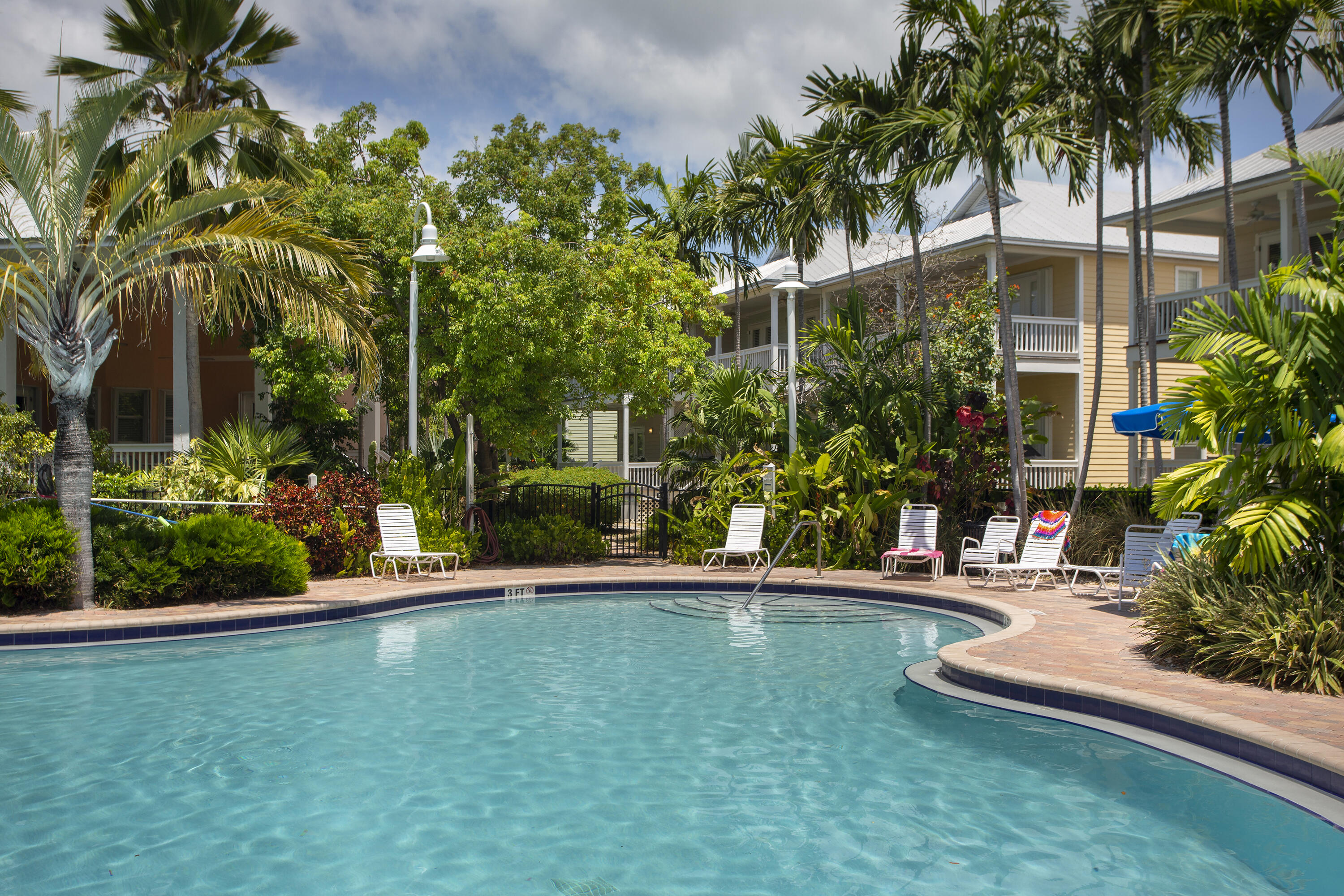 8 Coral Way