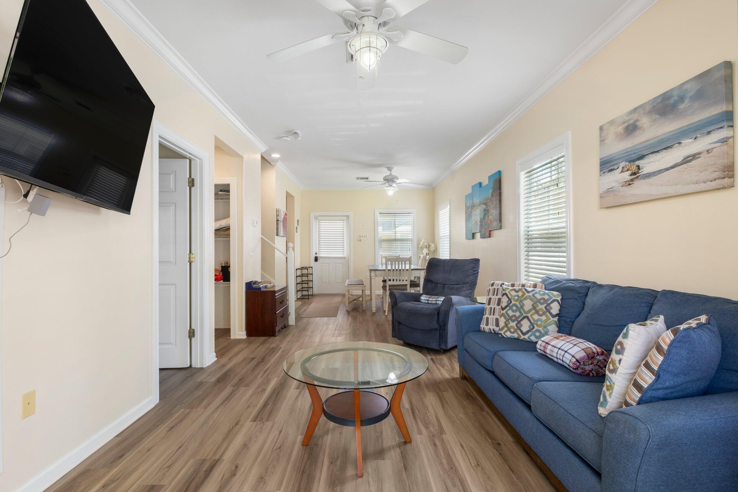 8 Coral Way