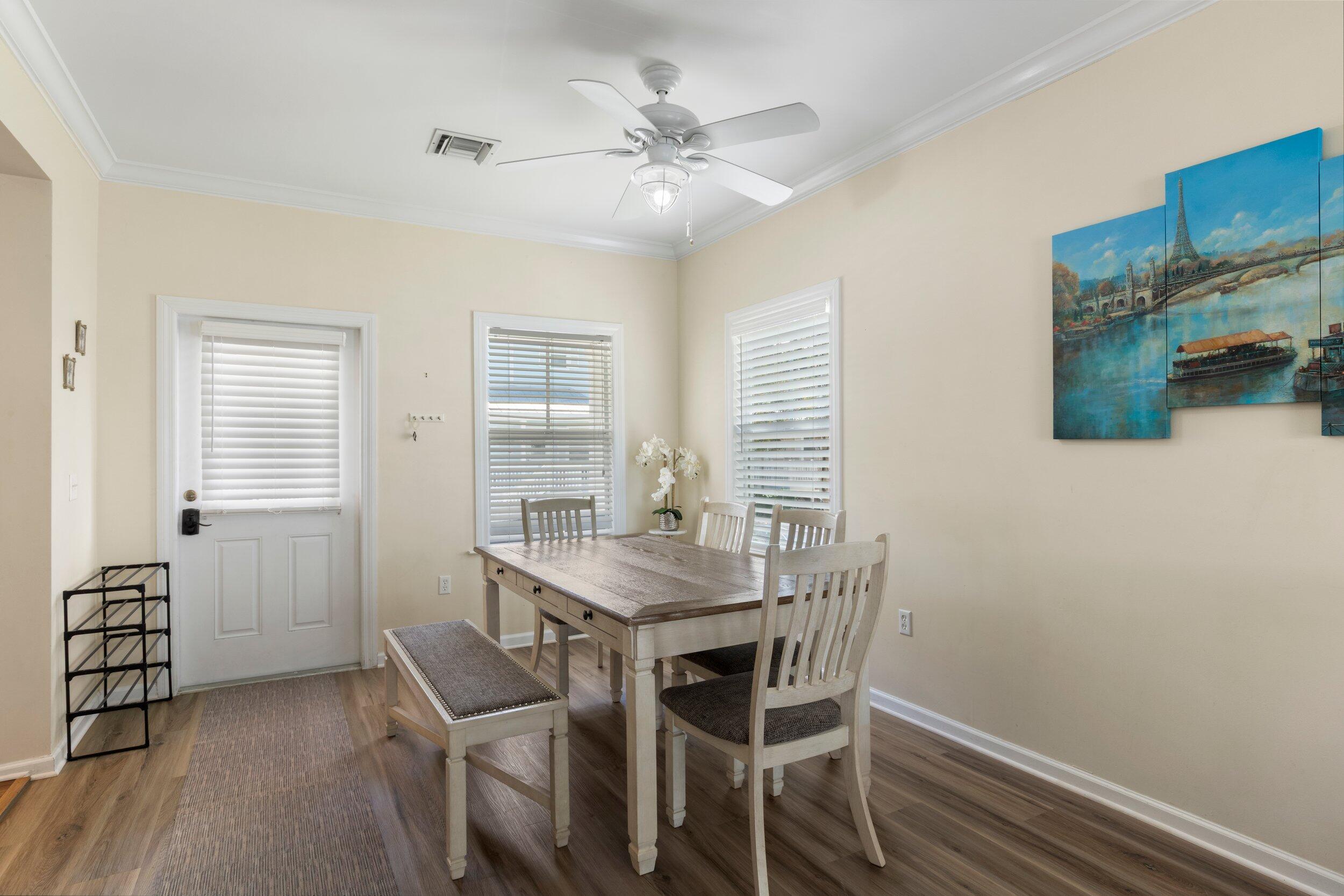 8 Coral Way