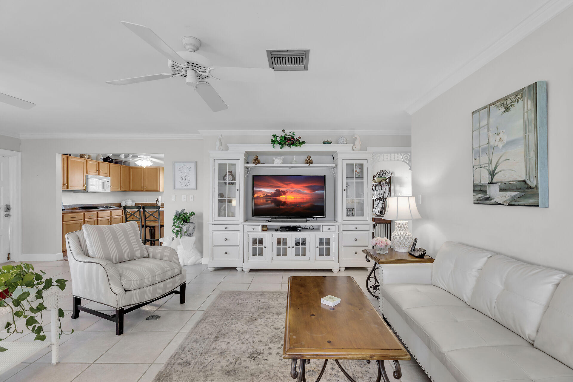 417 Harbour Drive