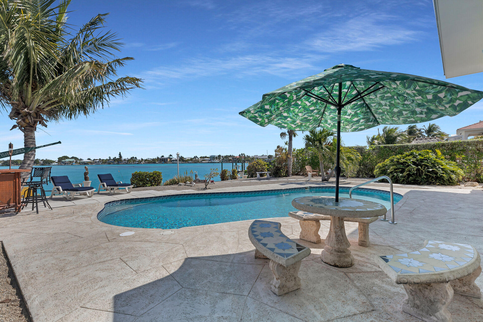 417 Harbour Drive
