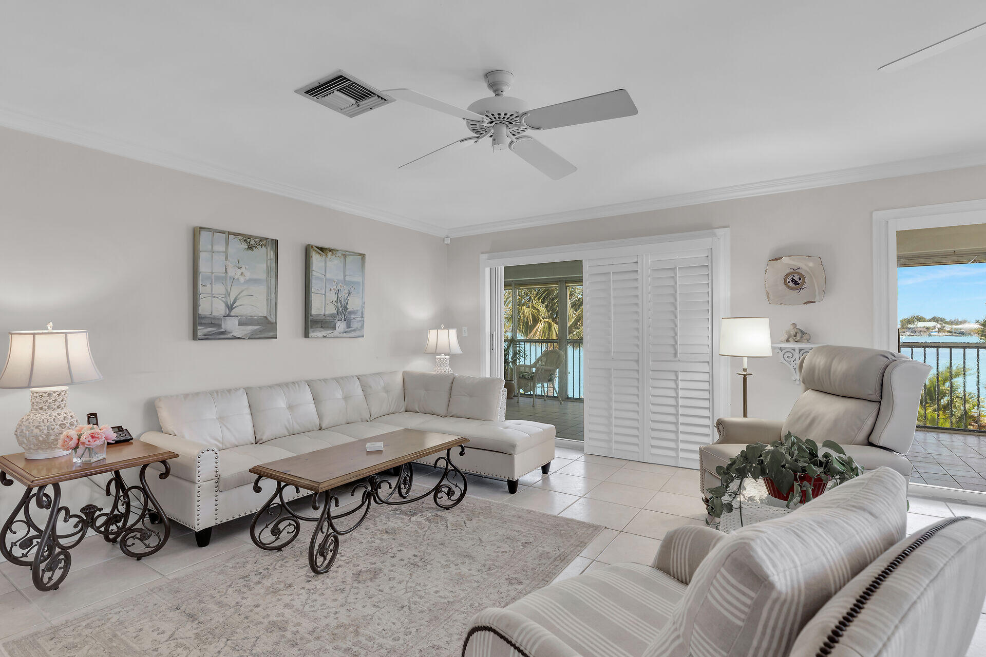 417 Harbour Drive